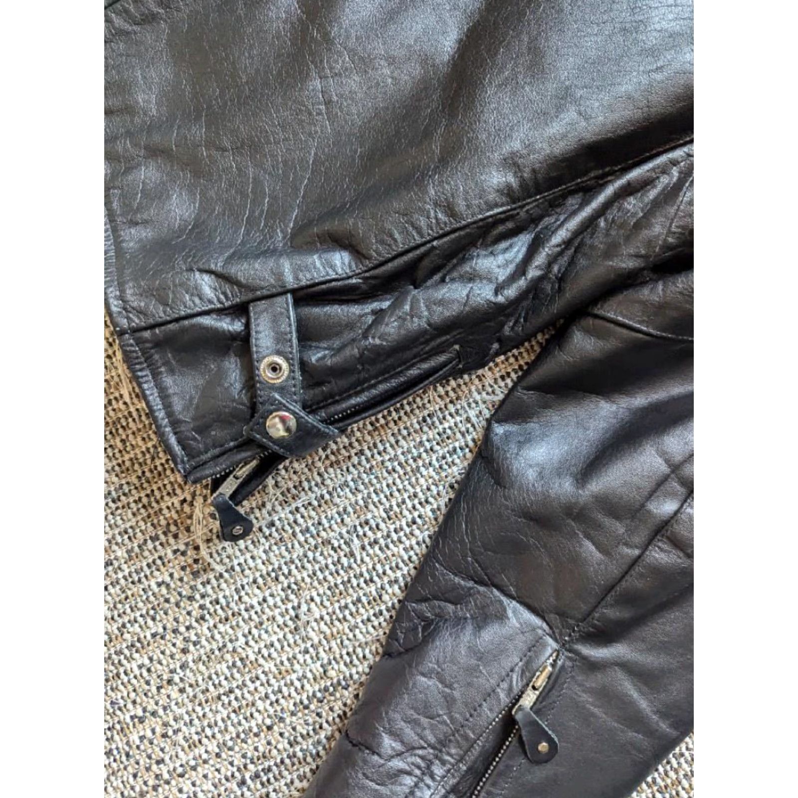 Vintage VINTAGE Harley Motorcycle Jacket 2XL Black Leather Cafe Racer Striped Cowhide Mens 50-52 1990s Size US XXL / EU 58 / 5 - 8 Thumbnail