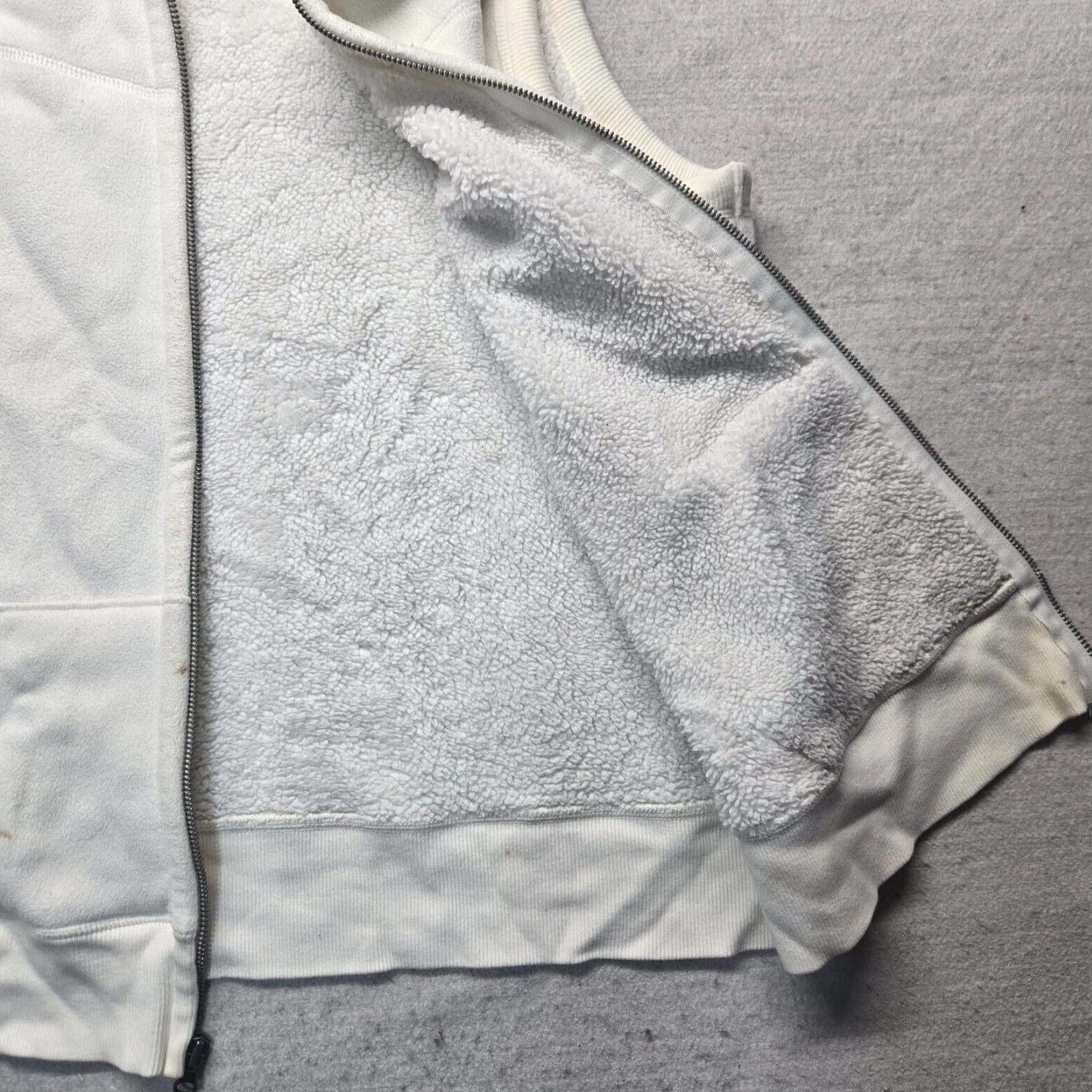 Old Navy Old Navy Vest Shirt Adult XL White Fleece Full Zip Solid Clothing Womens 90s? Size XL / US 12-14 / IT 48-50 - 4 Thumbnail