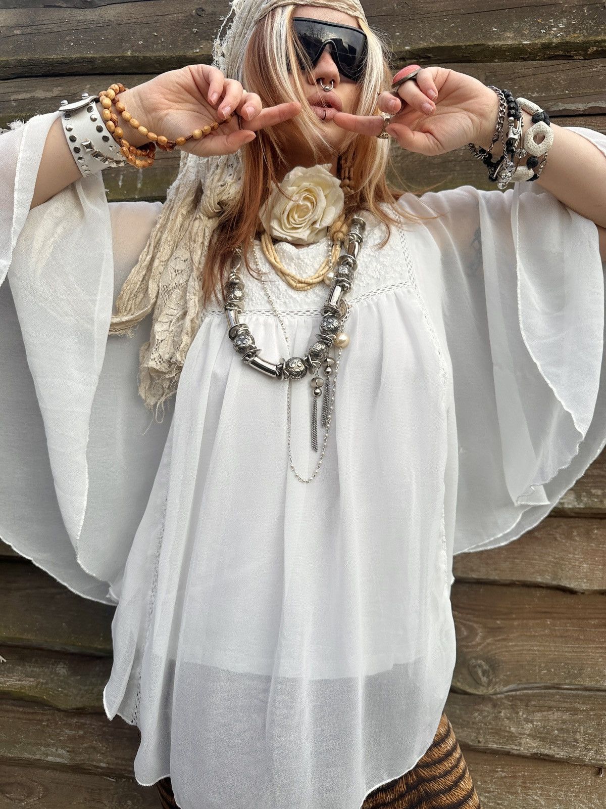 Vintage Vintage viscose white boho flowing blouse Size S / US 4 / IT 40 - 2 Thumbnail