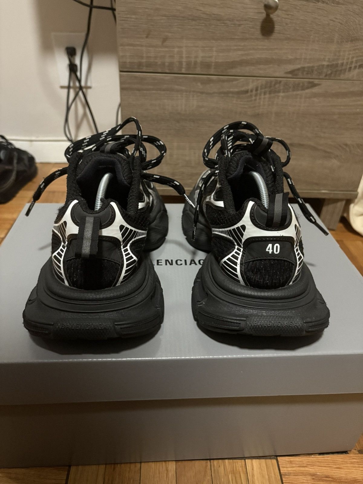 Balenciaga Balenciaga 3XL Size US 7 / EU 40 - 4 Thumbnail