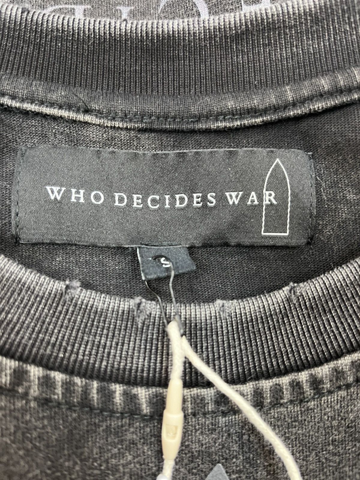 Who Decides War Who Decide Was X Riccarrdi T-shirt Size US S / EU 44-46 / 1 - 2 Thumbnail