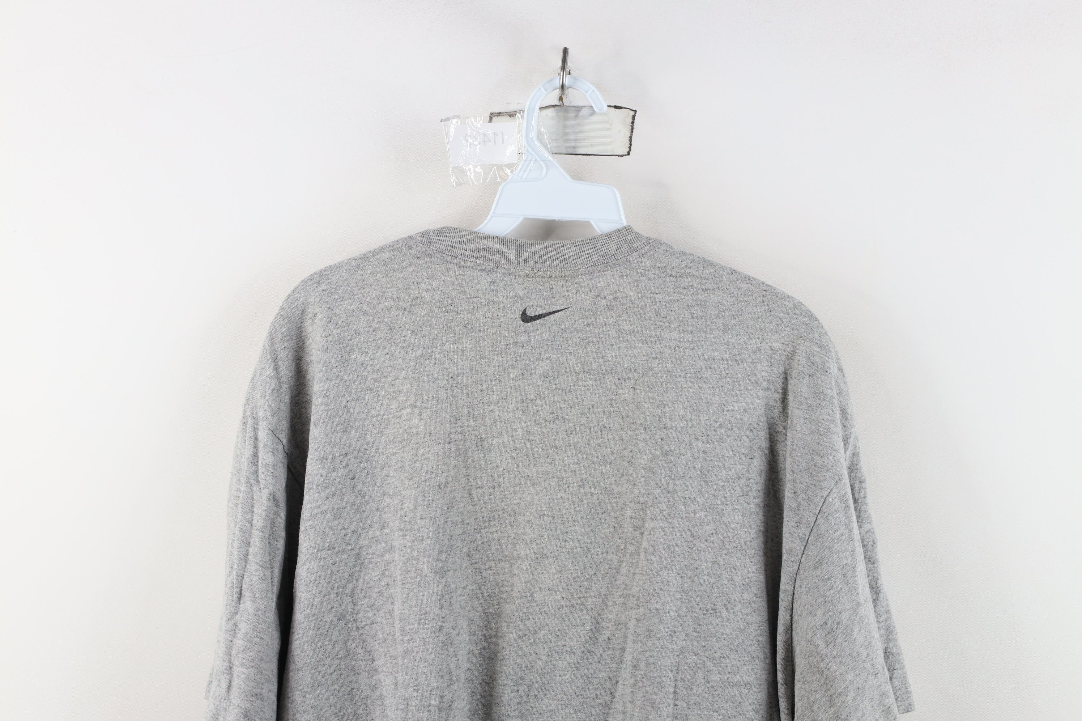 Nike Vintage Y2K Nike Scott Mini Swoosh T-Shirt Heather Gray Size US L / EU 52-54 / 3 - 11 Thumbnail