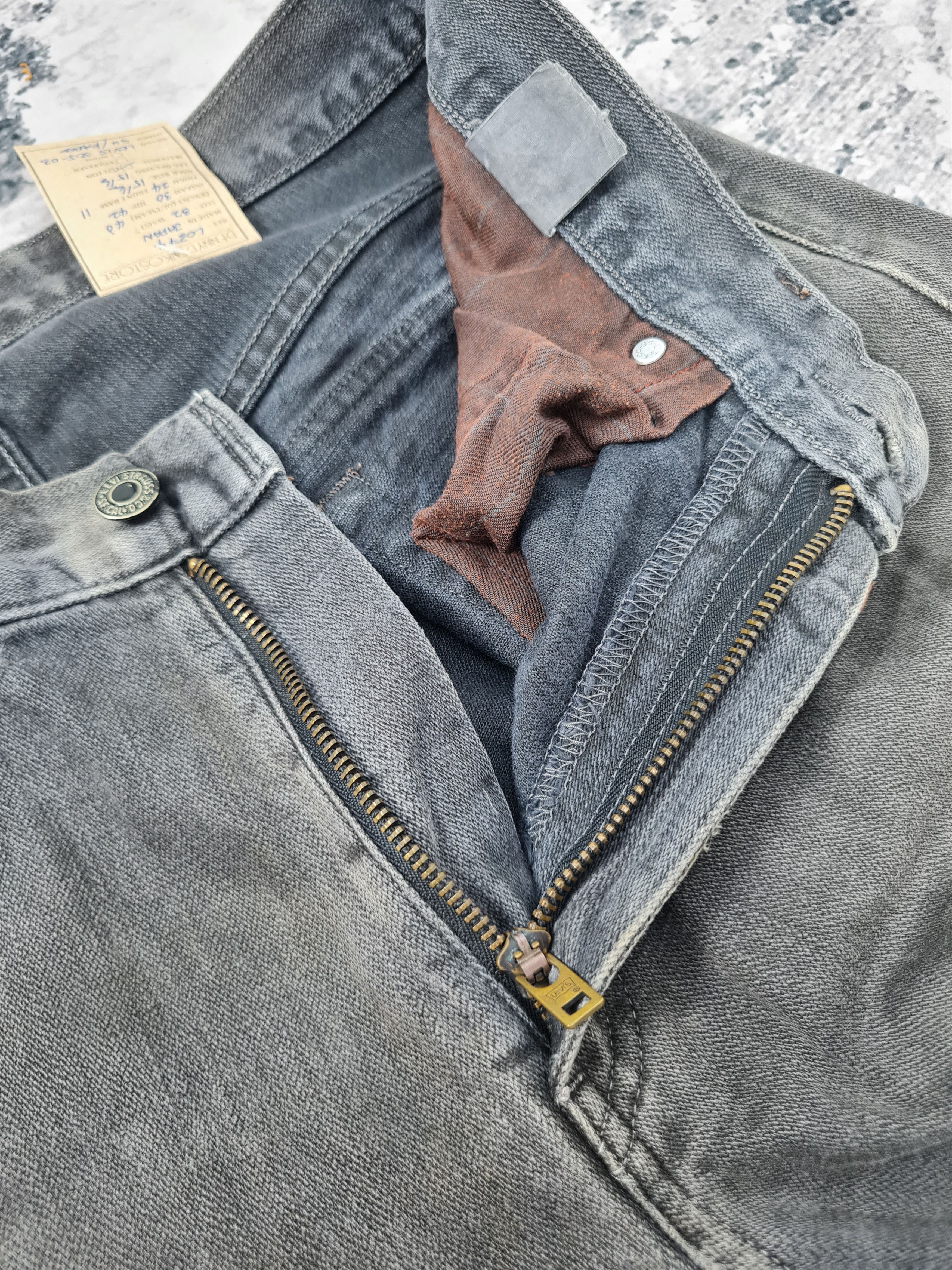 Levi's Vintage Clothing LEVIS 505-03 Cargo Tactical Black Jeans L0374 Size 32X30 Size US 32 / EU 48 - 9 Thumbnail