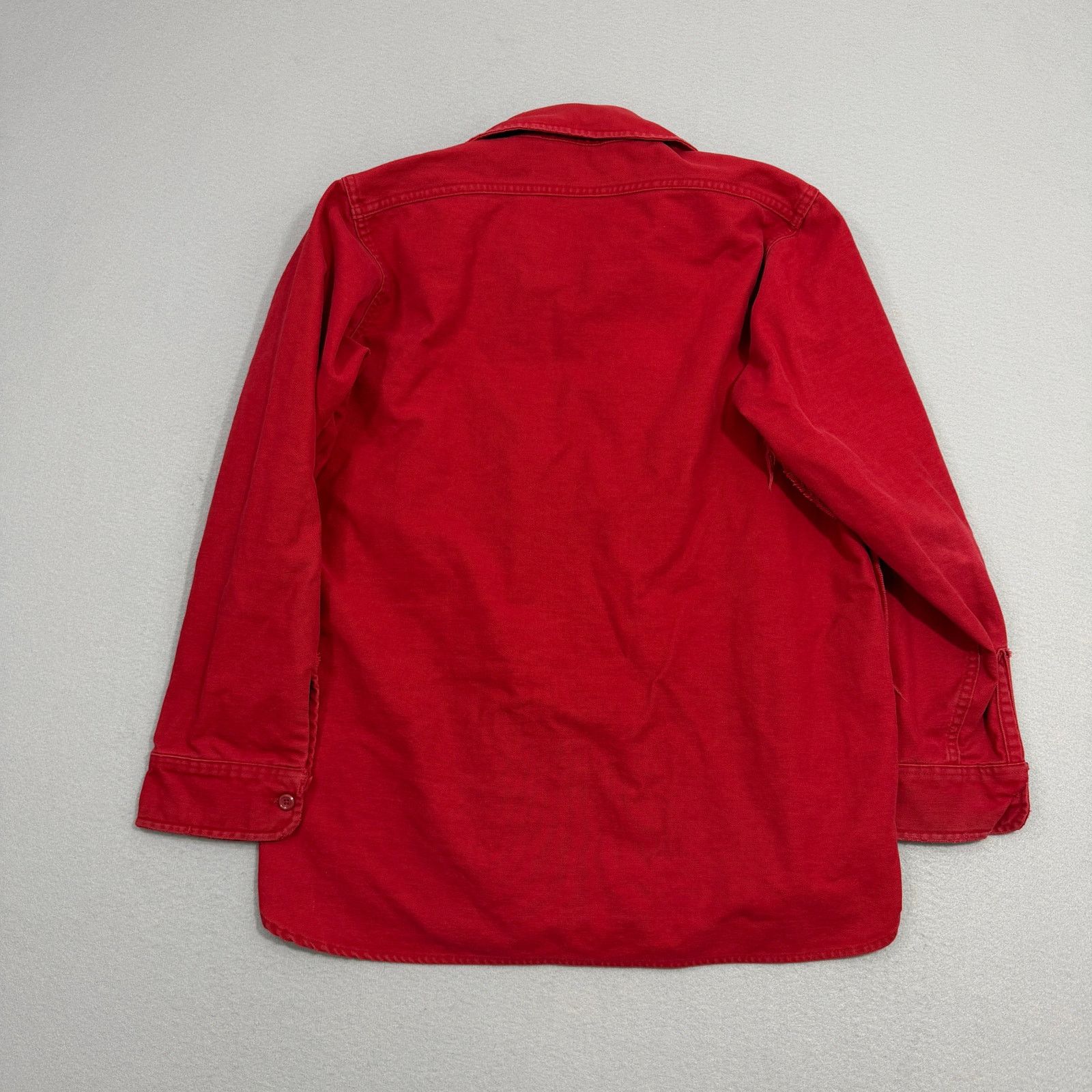 Vintage Vintage Woolrich Chamois Button Up Shirt Men's Large Red Size US L / EU 52-54 / 3 - 10 Thumbnail