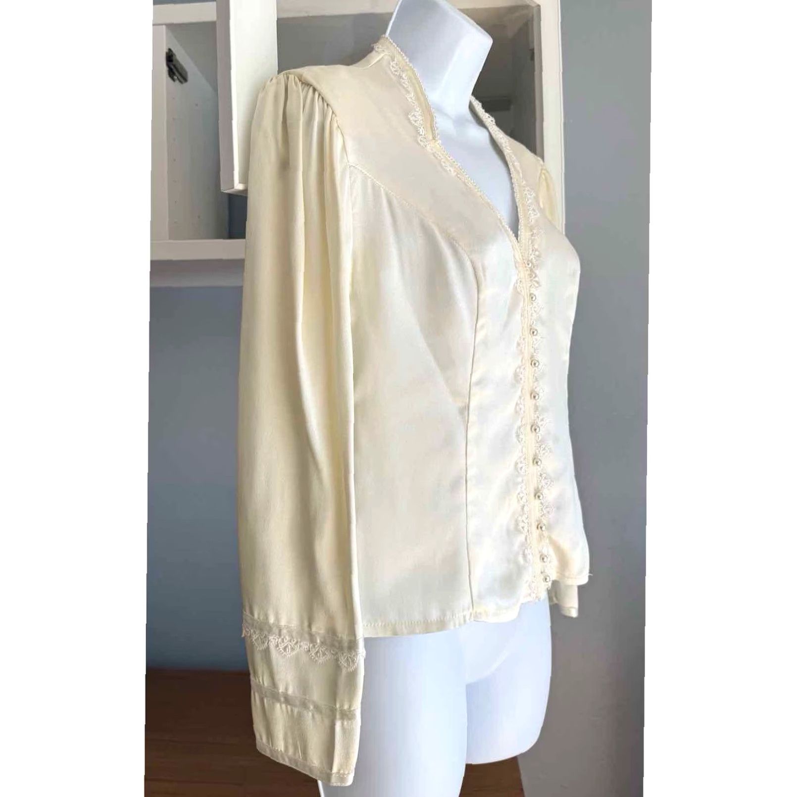 Vintage Vtg Jessica Gunne Sax Sz 5 Lace Beads Satin Edwardian Button Up Blouse Ivory Size S / US 4 / IT 40 - 3 Thumbnail