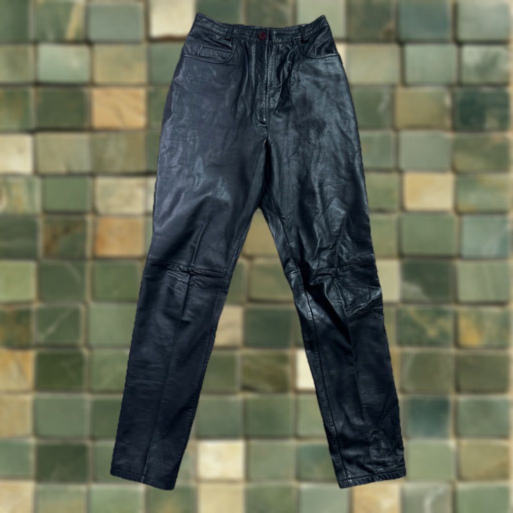 Vintage VINTAGE Leather Pants Womens 4 Black High Rise 27 Inseam 31 Straight Leg 90s P1W Size 27" / US 4 / IT 40 - 1 Thumbnail