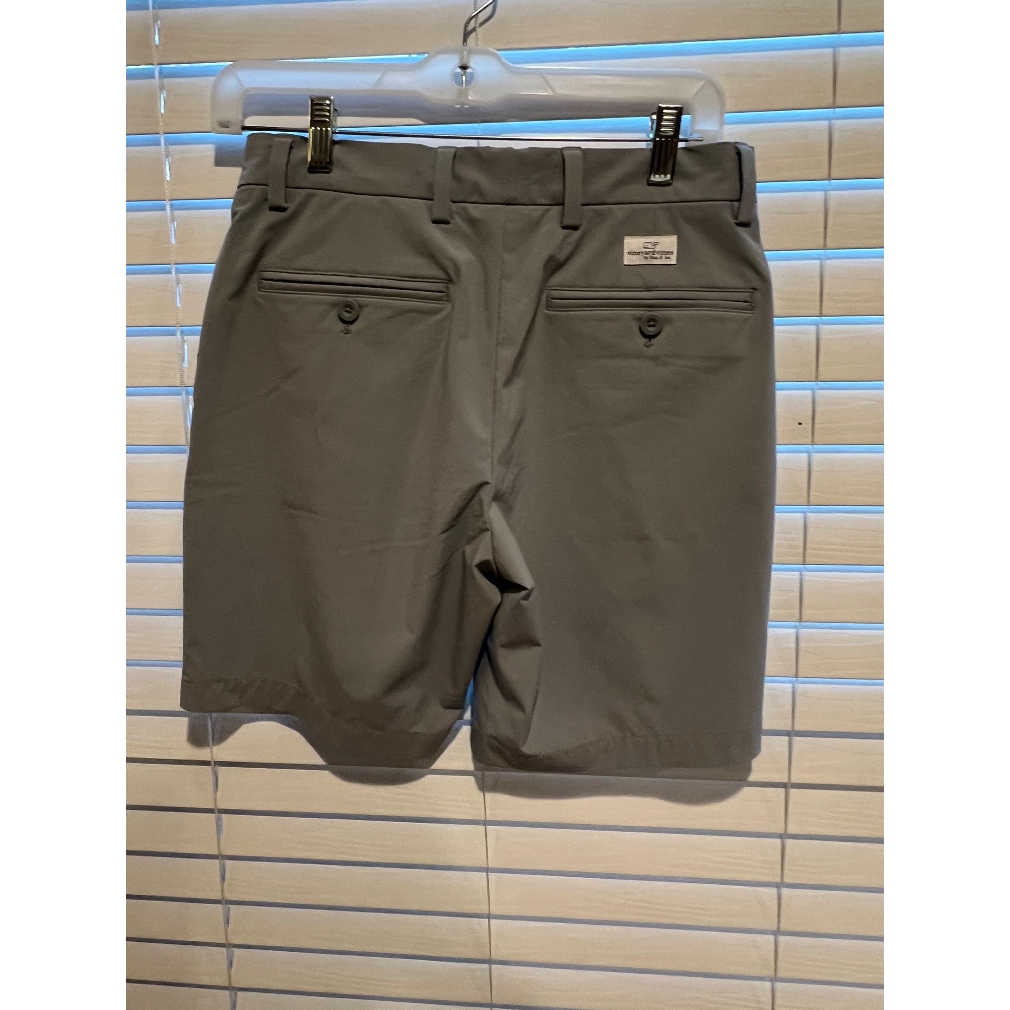 Vineyard Vines Vineyard Vines Mens Breaker Performance Shorts - Size 28 Size US 28 / EU 44 - 2 Thumbnail