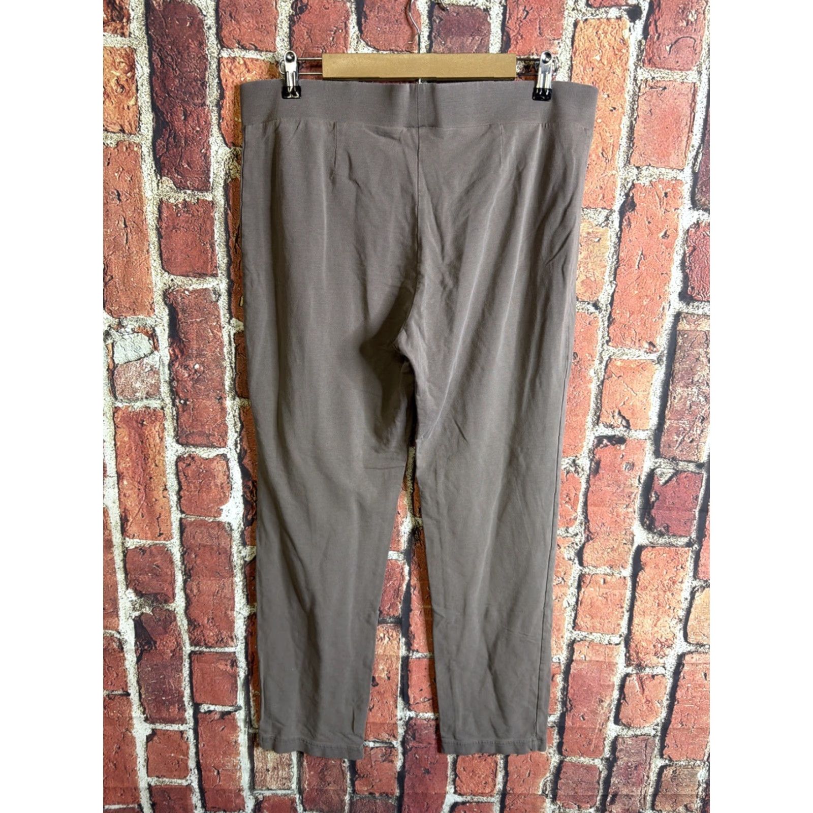 J. Jill Pure J Jill Beige Tan Pull On Slim Leg Cropped Pants Size Medium Size 32" / US 10 / IT 46 - 3 Thumbnail