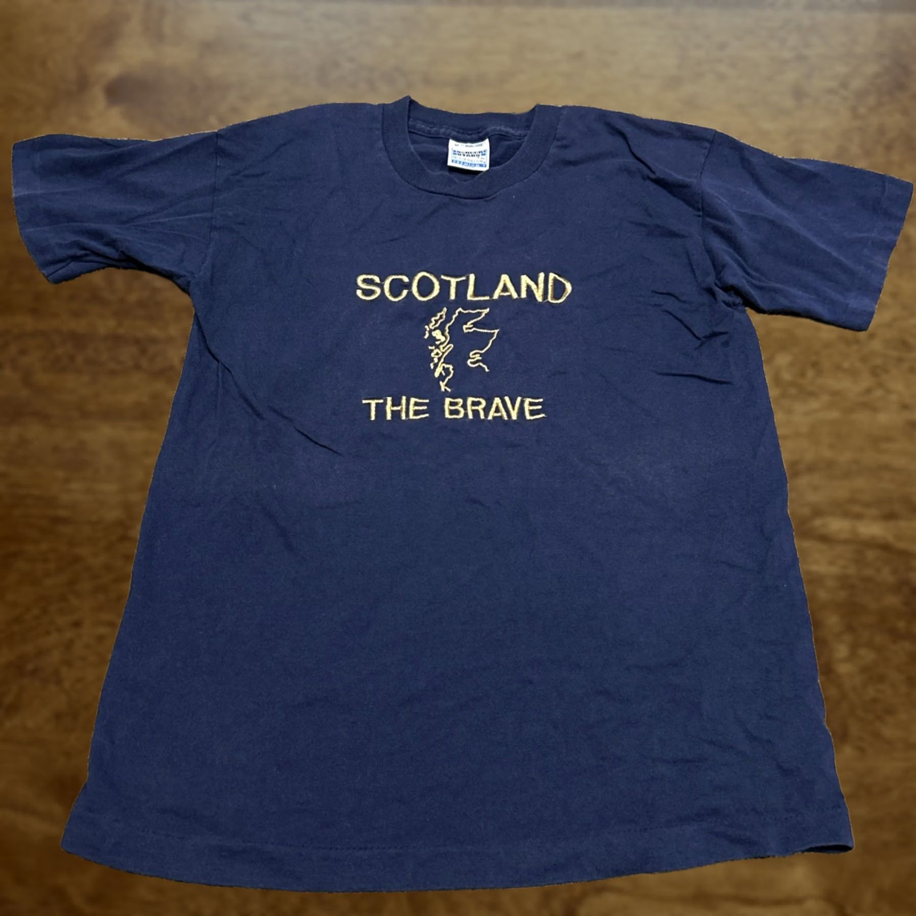 Fruit Of The Loom VINTAGE Fruit of the Loom T-Shirt Men M Single Stitch Scotland The Brave Navy Blue 90s Crew Neck Short Sleeve Cotton Size US M / EU 48-50 / 2 - 1 Thumbnail