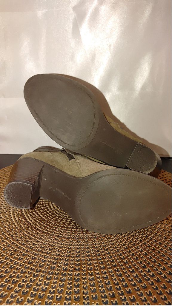 I.N.C I.N.C. Laini Suede Booties Size 8M Size US 8 / IT 38 - 6 Thumbnail