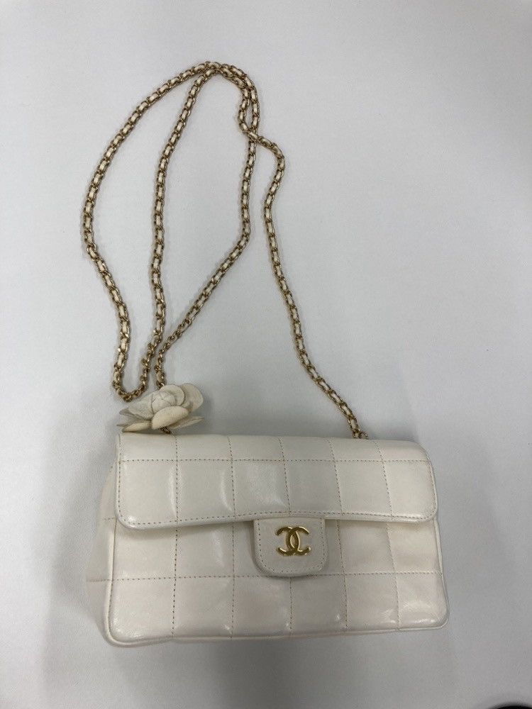 Chanel Mini Lambskin Chocolate Bar Camellia Flap Size ONE SIZE - 11 Thumbnail