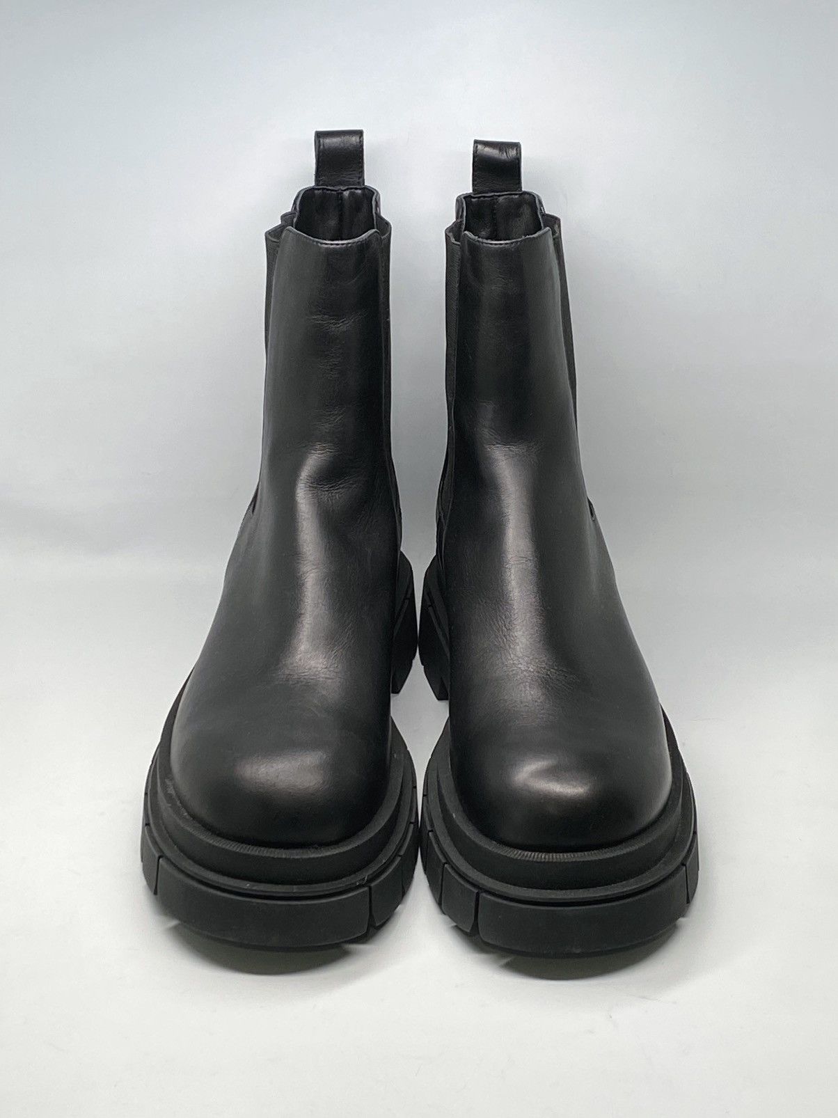 Mackage Mackage Leather Chelsea Boots size 43/us size 10 Size US 10 / EU 43 - 2 Thumbnail