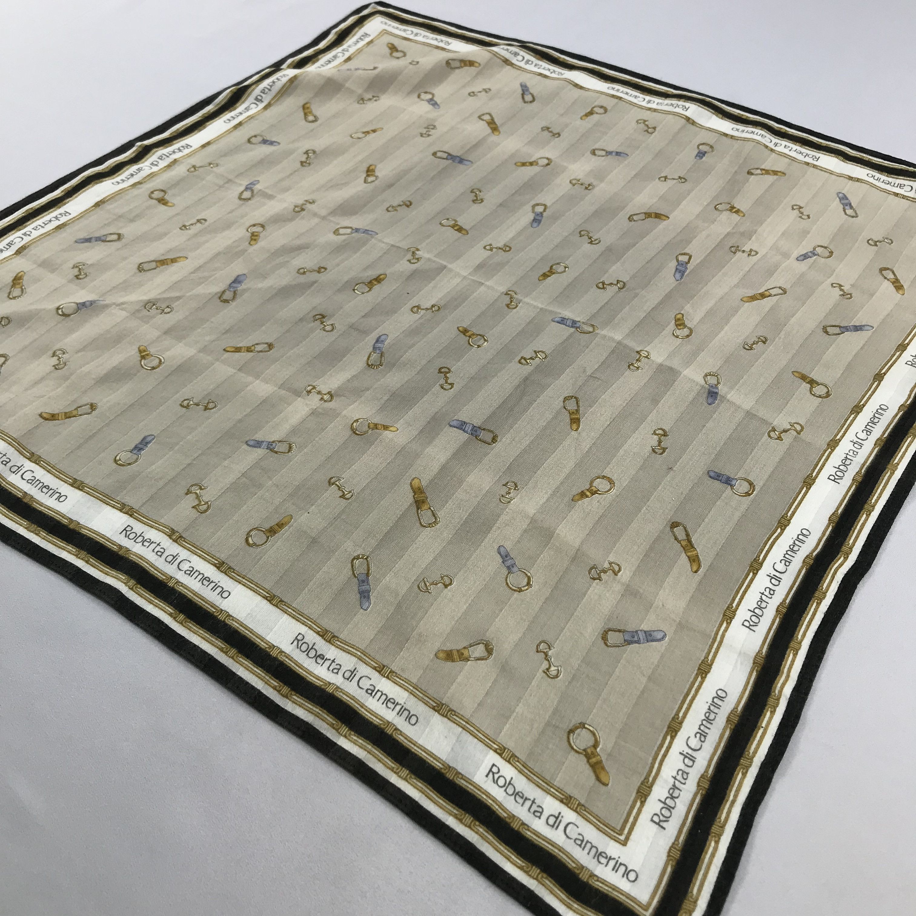 Roberta di Camerino Roberta Di Camerino Bandana /Handkerchief/Neckerchief -S2552 Size ONE SIZE - 2 Thumbnail