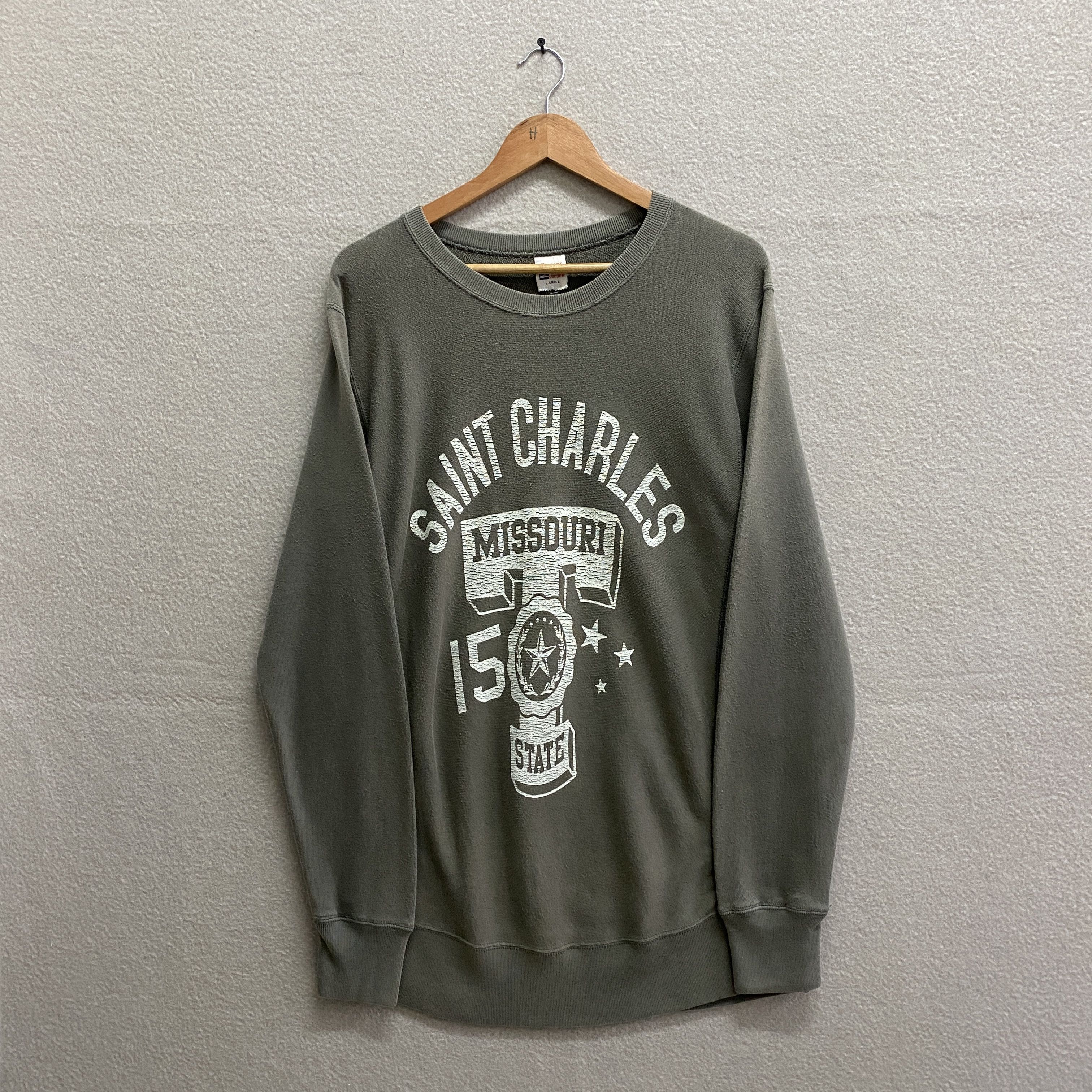 If Six Was Nine × Japanese Brand × Le Grande Bleu (L.G.B.) Vintage Saint Charles Missouri State Sweatshirt Size US L / EU 52-54 / 3 - 1 Thumbnail