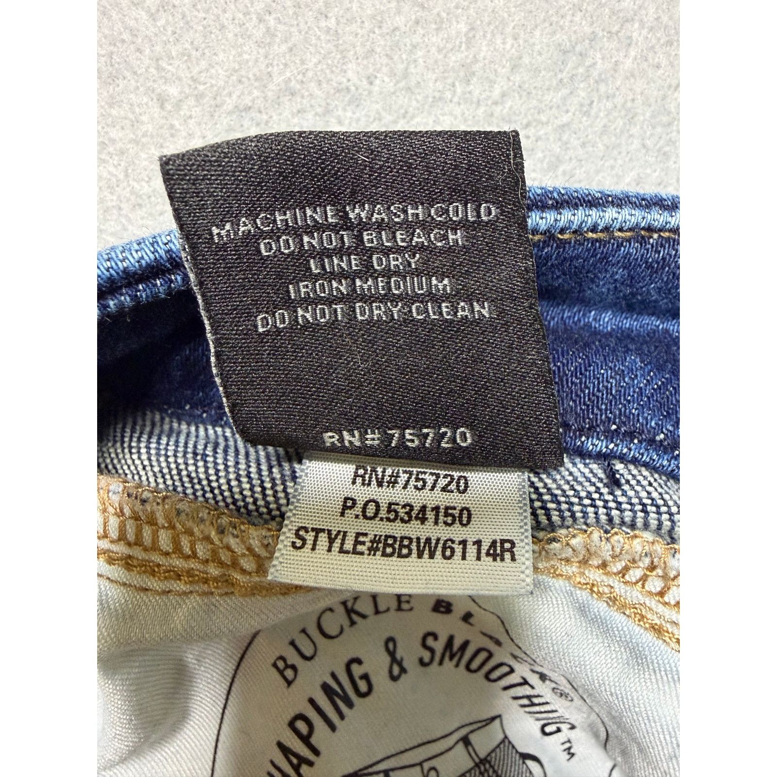 Buckle Black Buckle Black Women’s Bootcut Jeans Size 27x32 Medium Wash Size 27" / US 4 / IT 40 - 5 Thumbnail