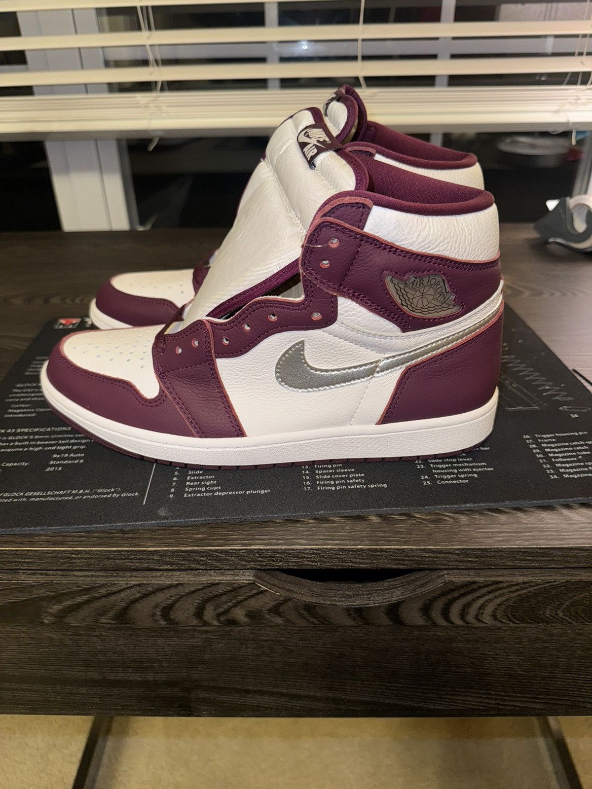 Nike Air Jordan 1 Size US 11 / EU 44 - 6 Thumbnail