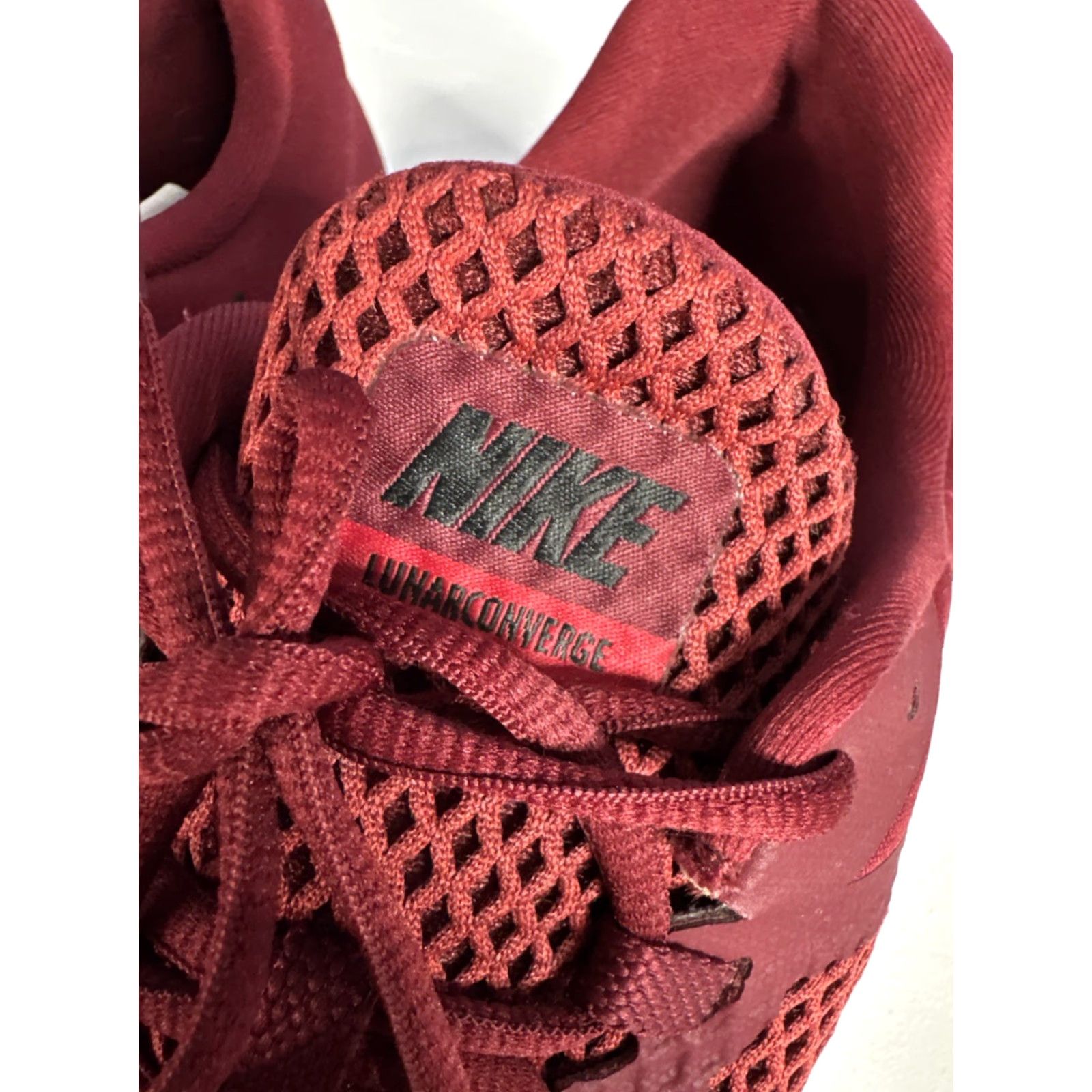 Nike Nike Lunar Converge Sneaker Mens Sz 10.5 2017 Maroon Burgundy Running Size US 11 / EU 44 - 6 Thumbnail