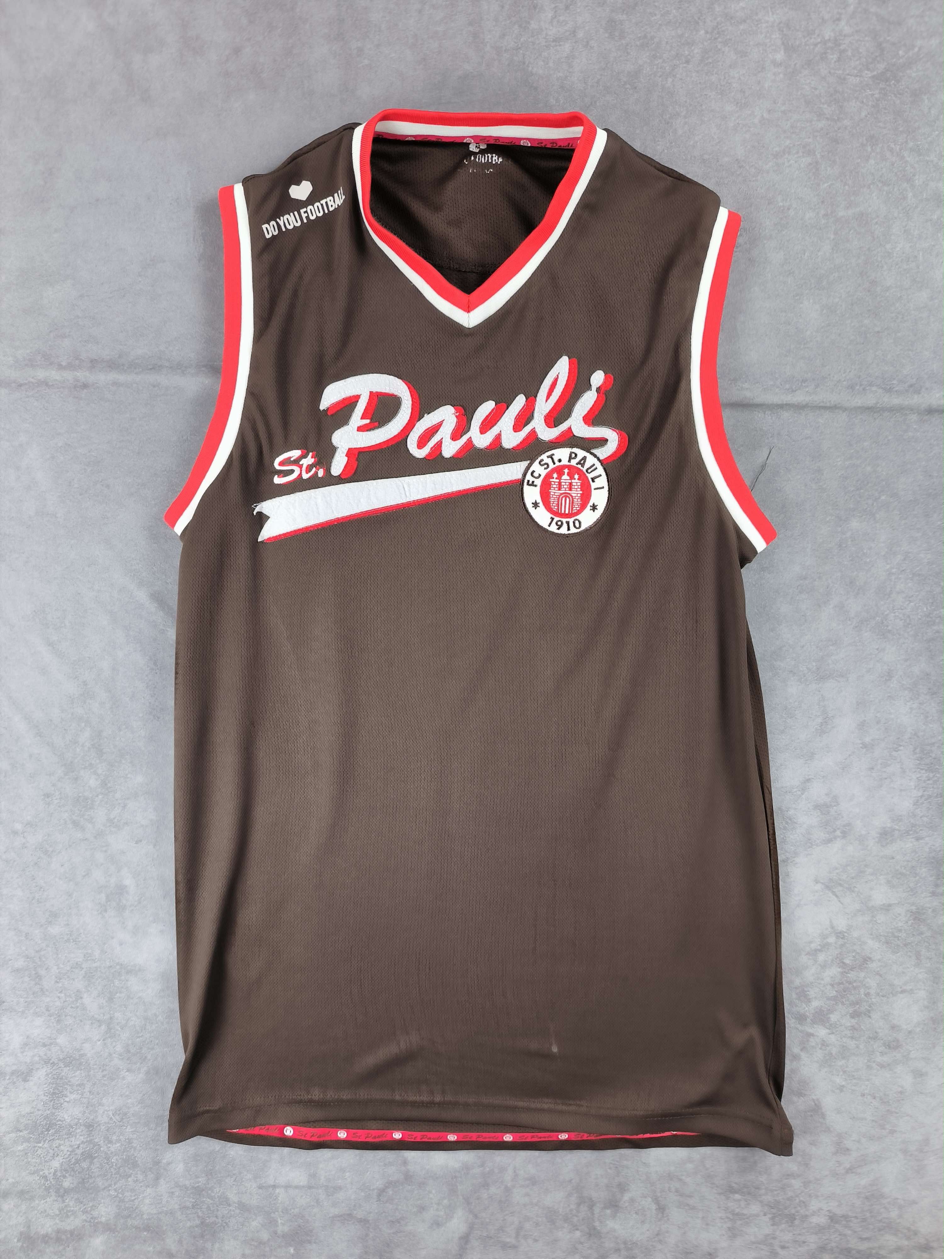 Other St Pauli Do You Football training football jersey size S Size US S / EU 44-46 / 1 - 1 Thumbnail
