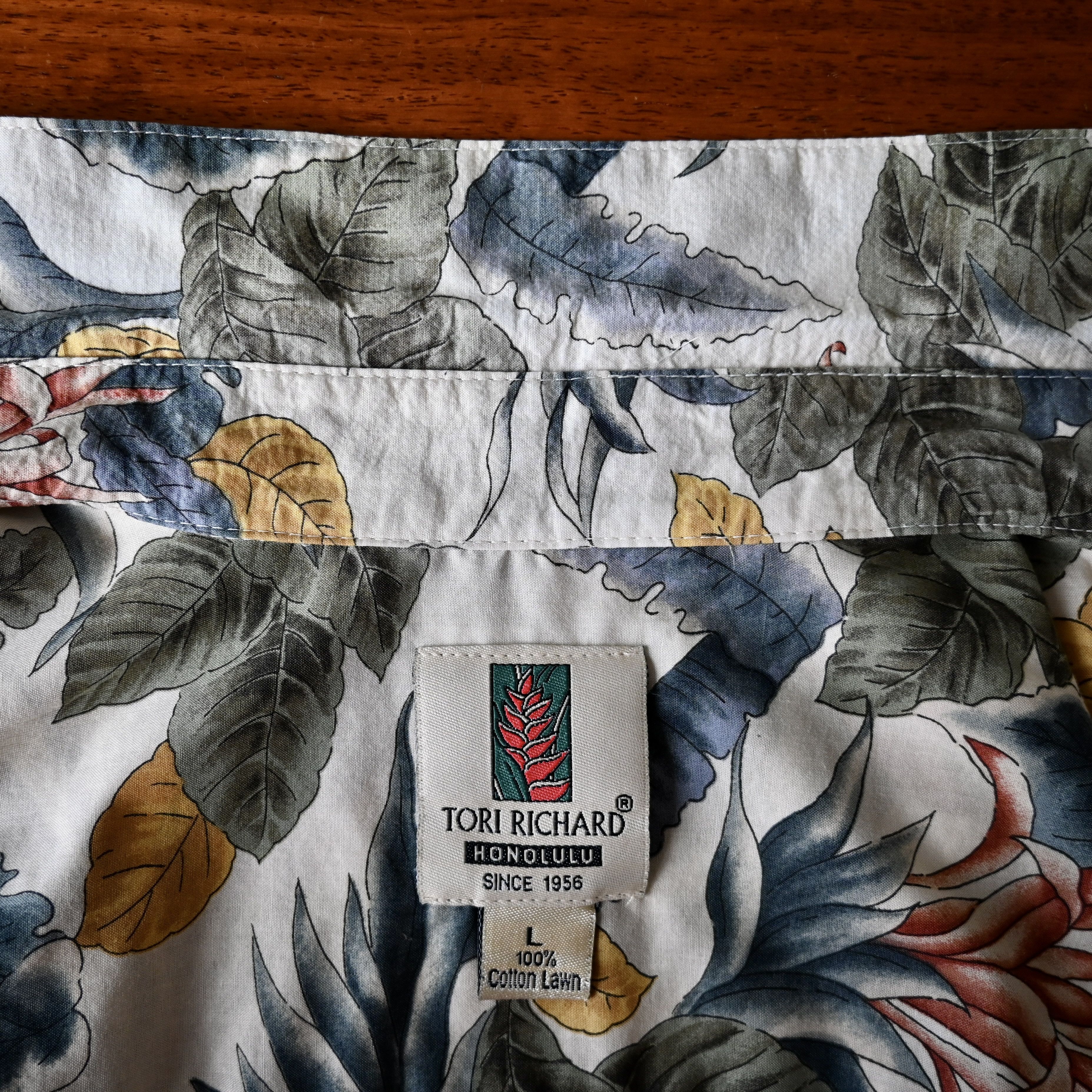 Tori Richard VTG Tori Richard antique botanical pattern Hawaiian shirt Size US L / EU 52-54 / 3 - 10 Thumbnail