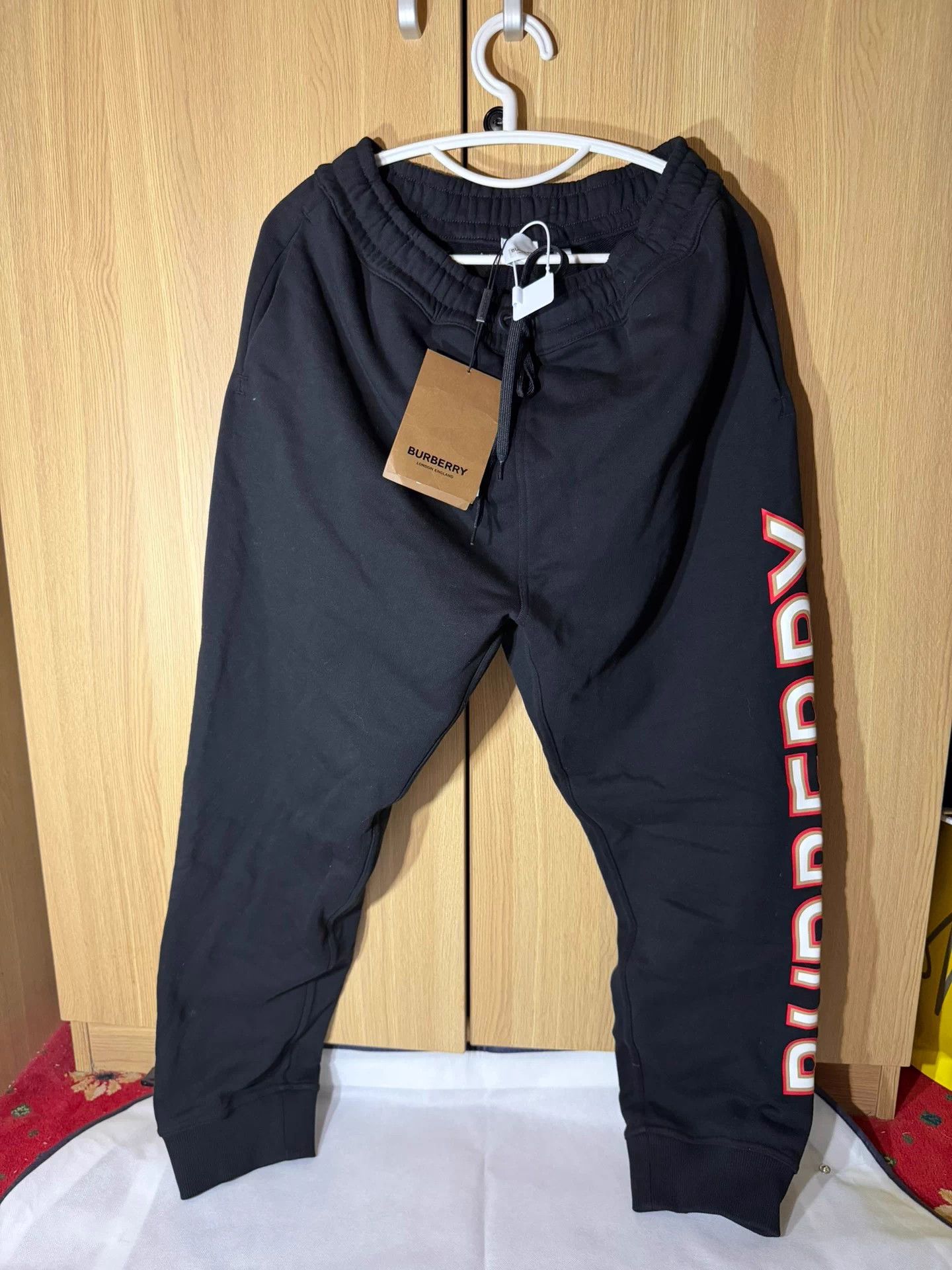 BURBERRY Black Logo Print Sweatpants M