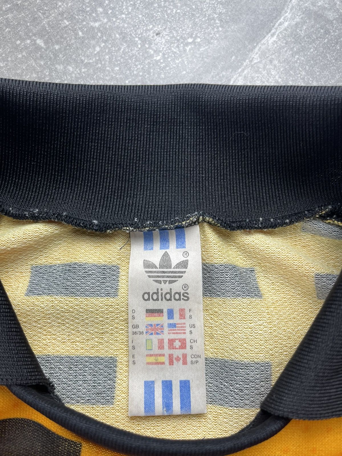 Adidas × Vintage Vintage 90s Adidas Goalkeeper Jersey – Geometric Pattern Size US S / EU 44-46 / 1 - 8 Thumbnail