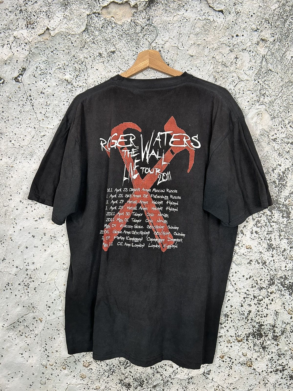 Band Tees × Pink Floyd Vintage Pink Floyd The Wall Rock Band Tee Rare Size US XL / EU 56 / 4 - 2 Thumbnail