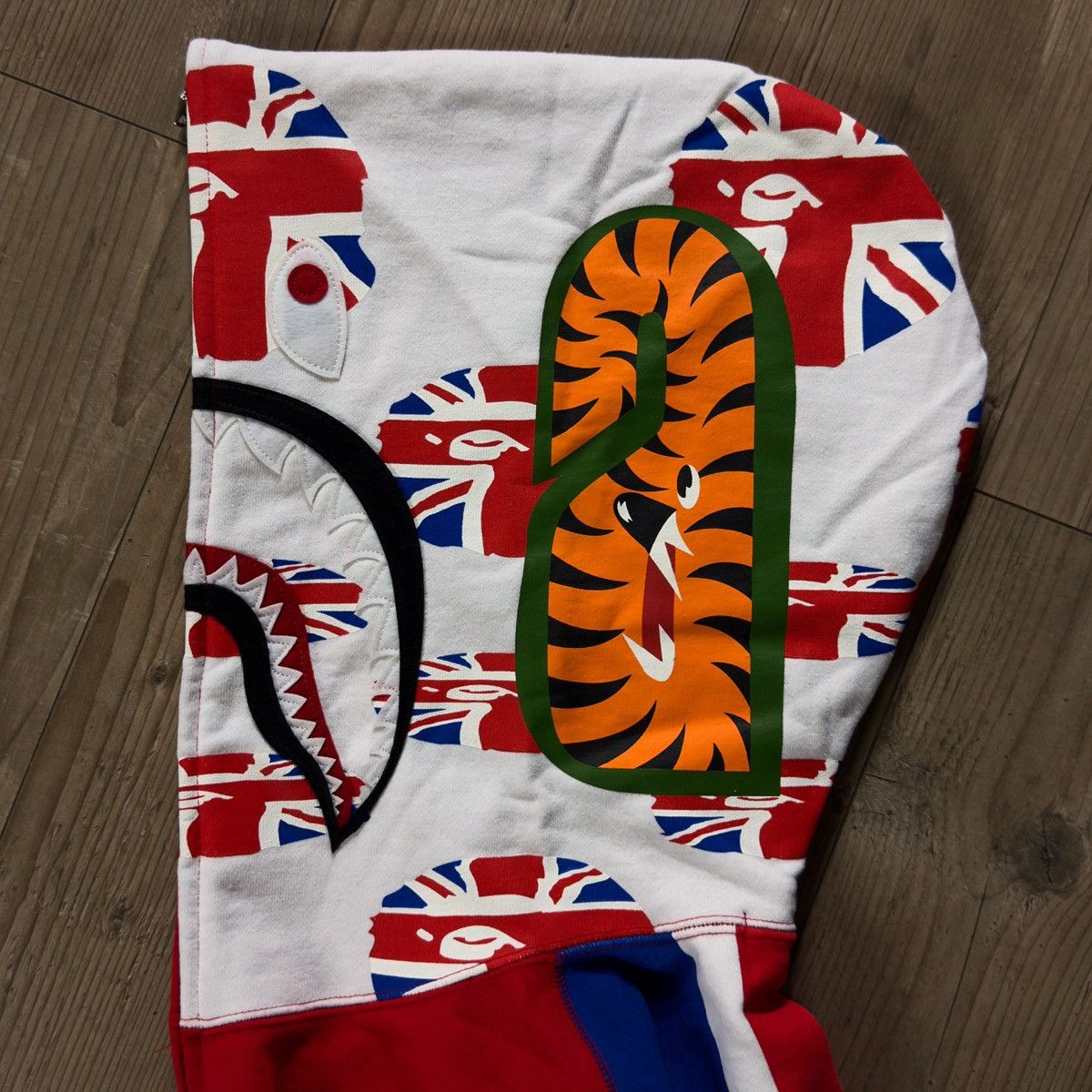 Bape Bape London Union Jack Shark Full Zip Hoodie Red 2020 Size US L / EU 52-54 / 3 - 7 Thumbnail