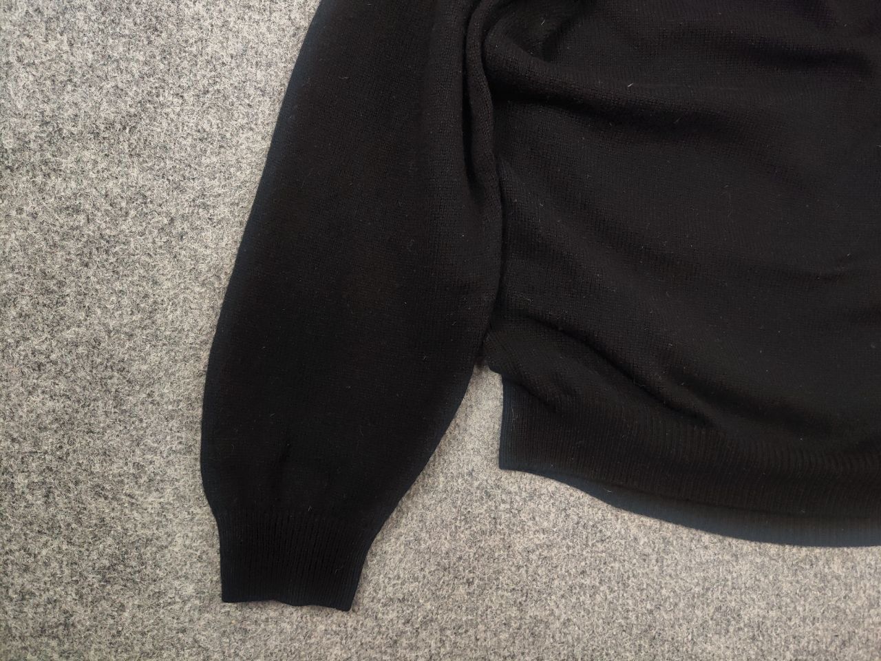 Lacoste Vintage 90's Lacoste Chemise Black Crew chek Wool Sweater Size US XL / EU 56 / 4 - 4 Thumbnail