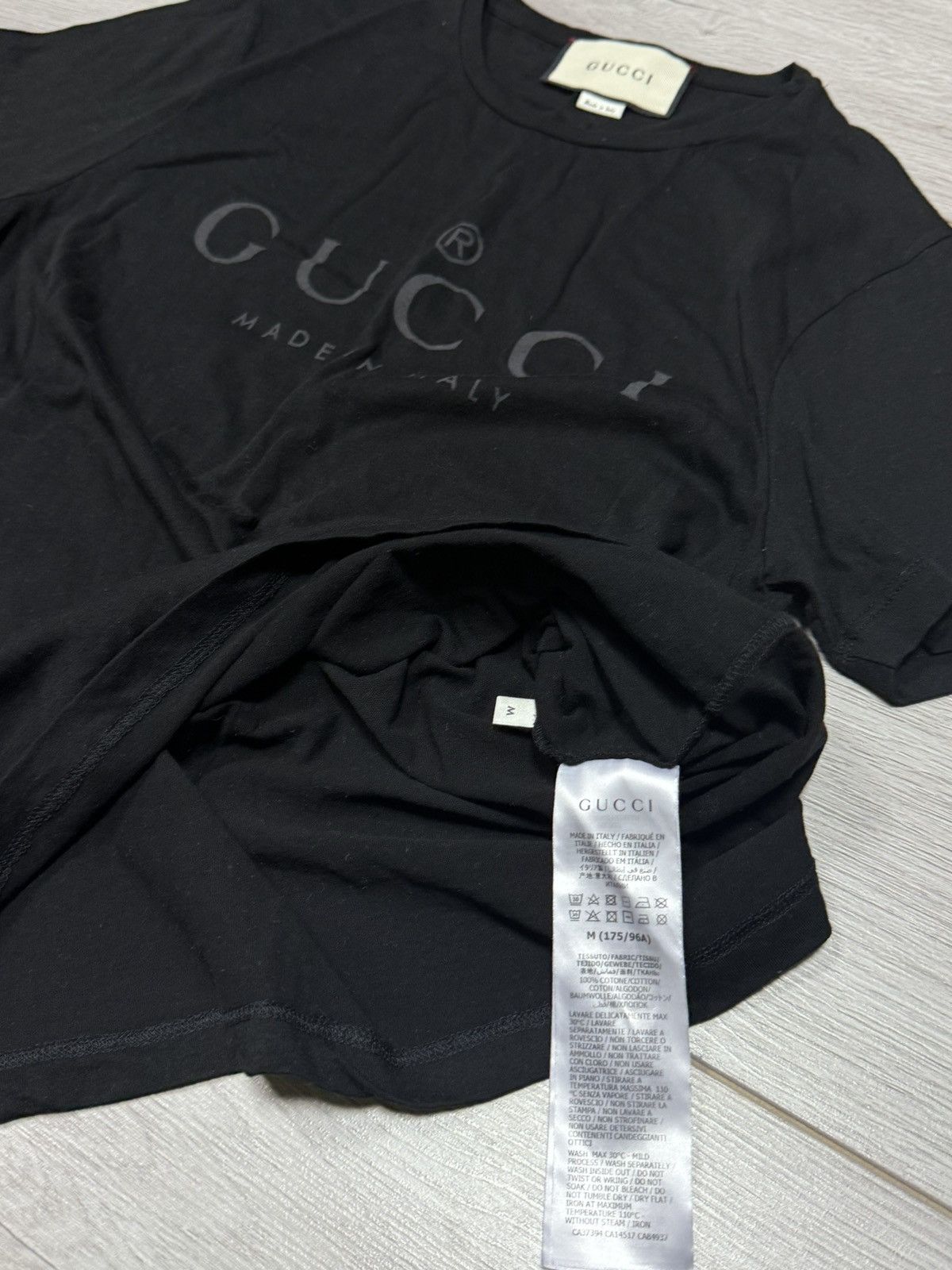 Gucci Gucci Italy spell out letters big logo tee shirt Size US M / EU 48-50 / 2 - 4 Thumbnail