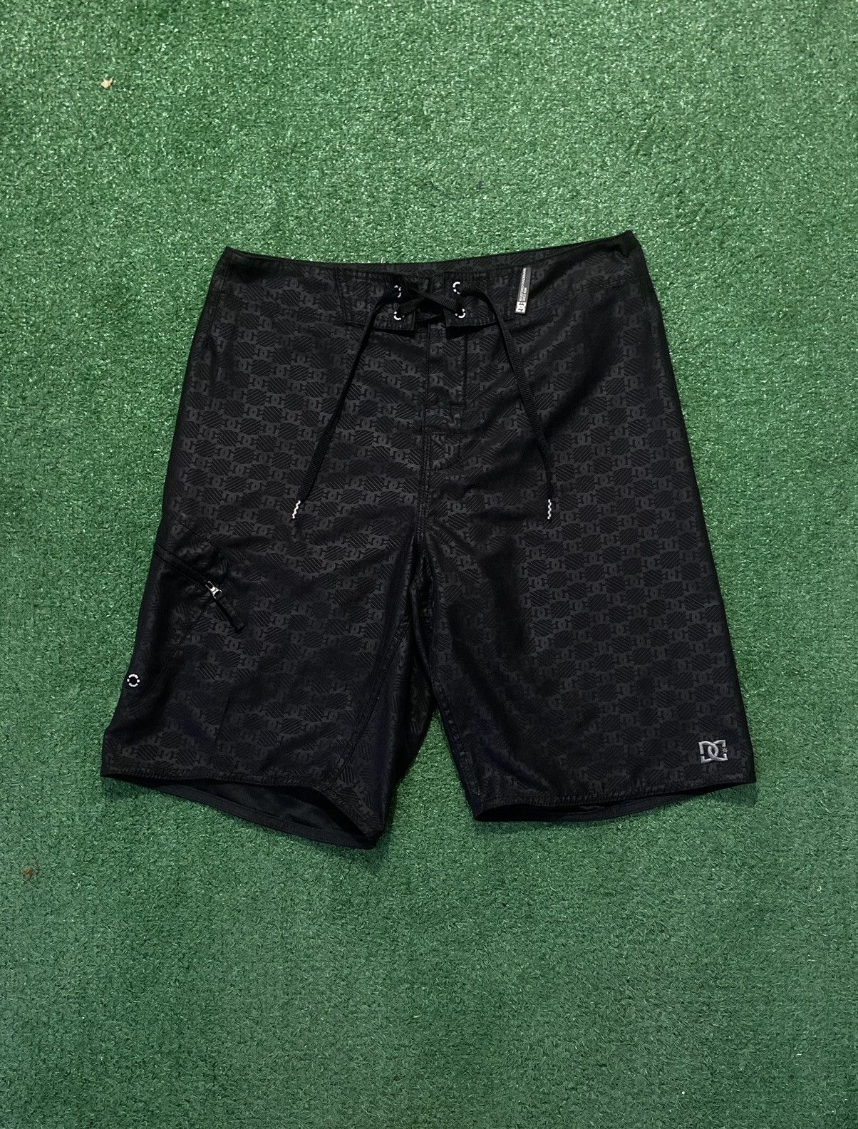 DC Dc shorts pants Size US 31 - 1 Thumbnail