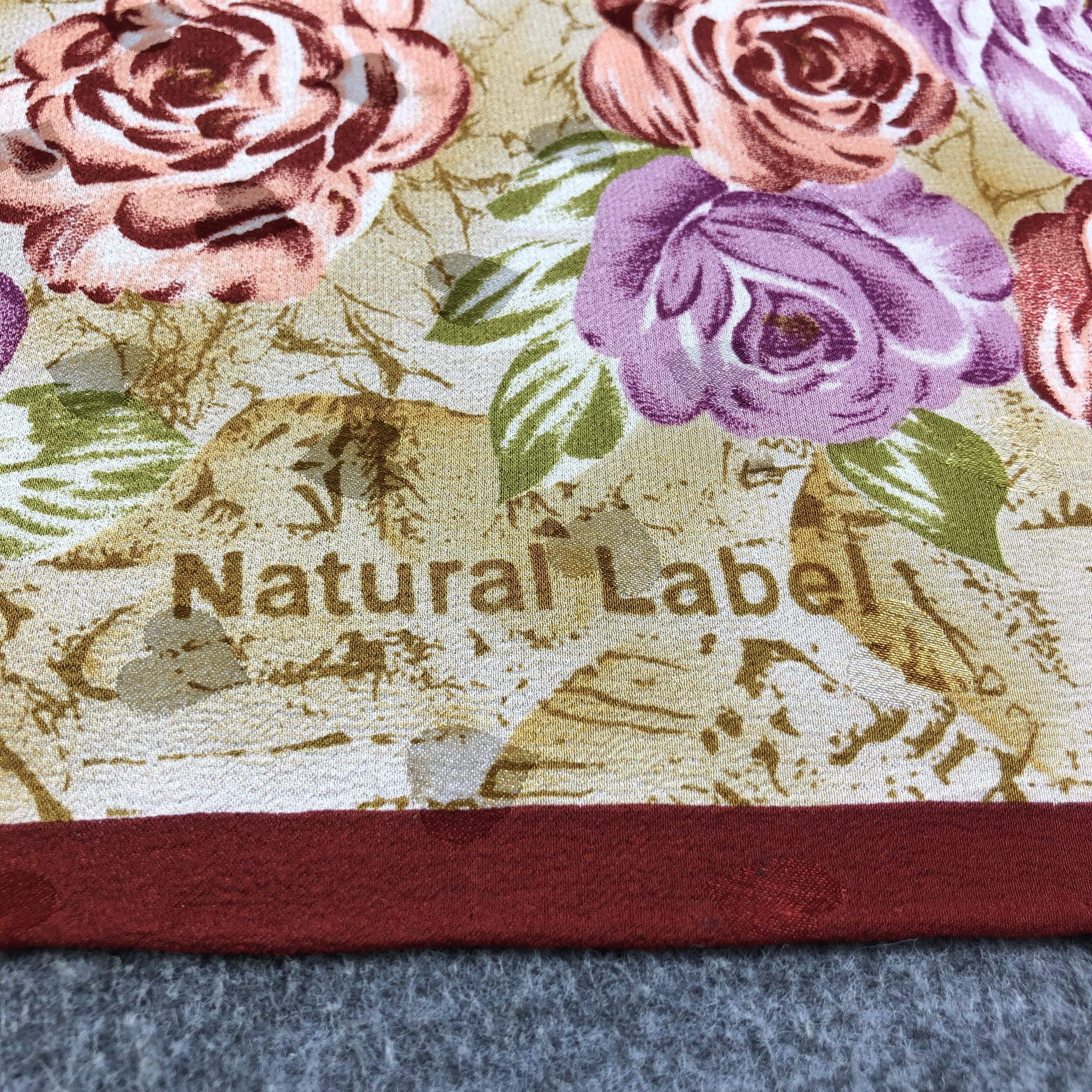 Vintage Natural Label Floral Hand Rolled Silk Scarf M703 Size ONE SIZE - 3 Thumbnail