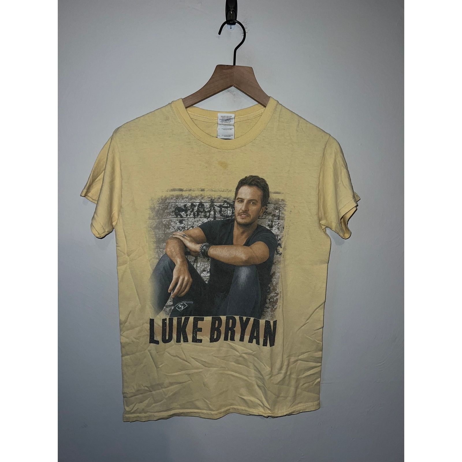 Gildan Luke Bryan Tour Shirt Crash My Party Anytime Country Tee S Size US S / EU 44-46 / 1 - 1 Thumbnail