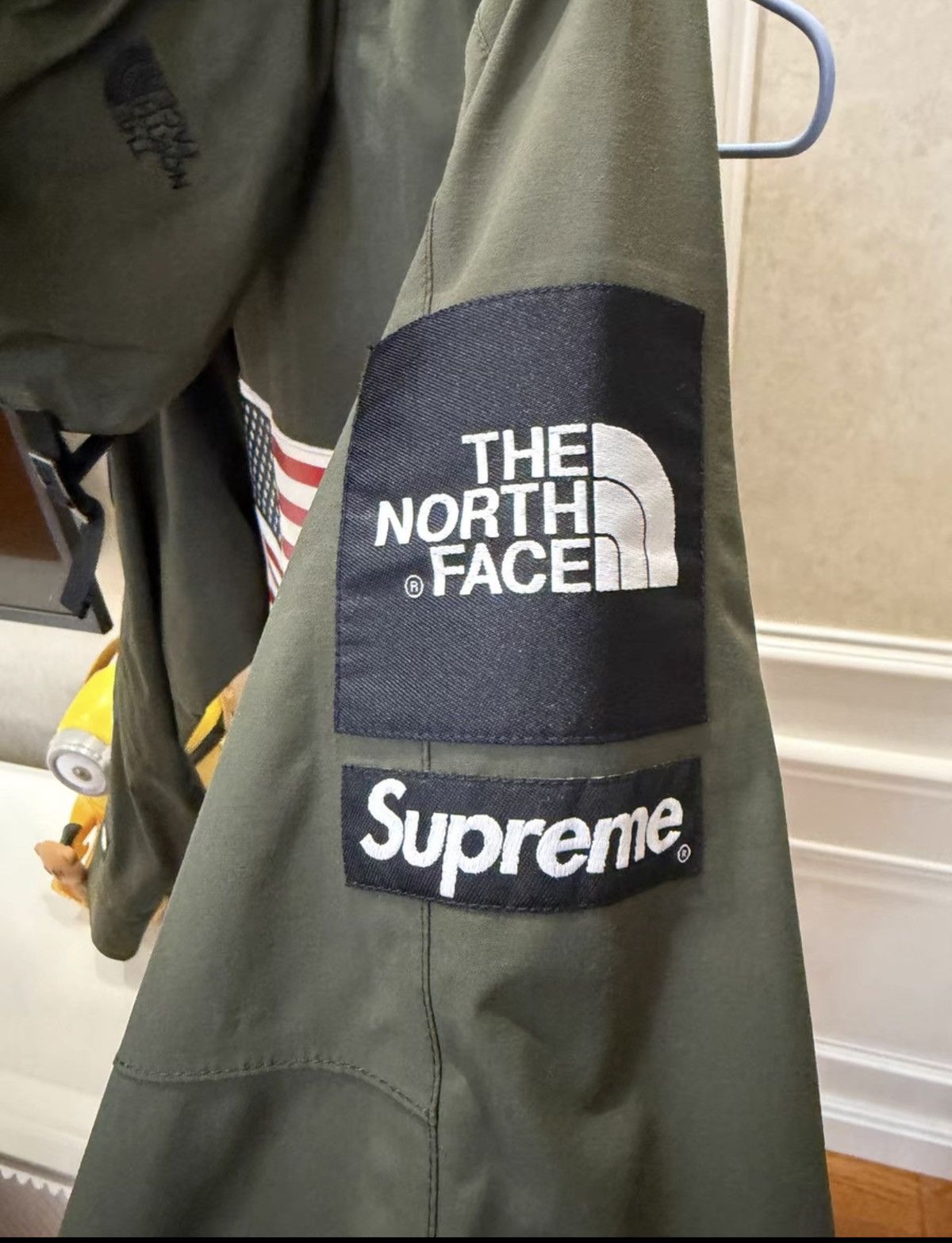 Supreme × The North Face Supreme tnf north face trans Antarctica expedition jacket Size US L / EU 52-54 / 3 - 3 Thumbnail