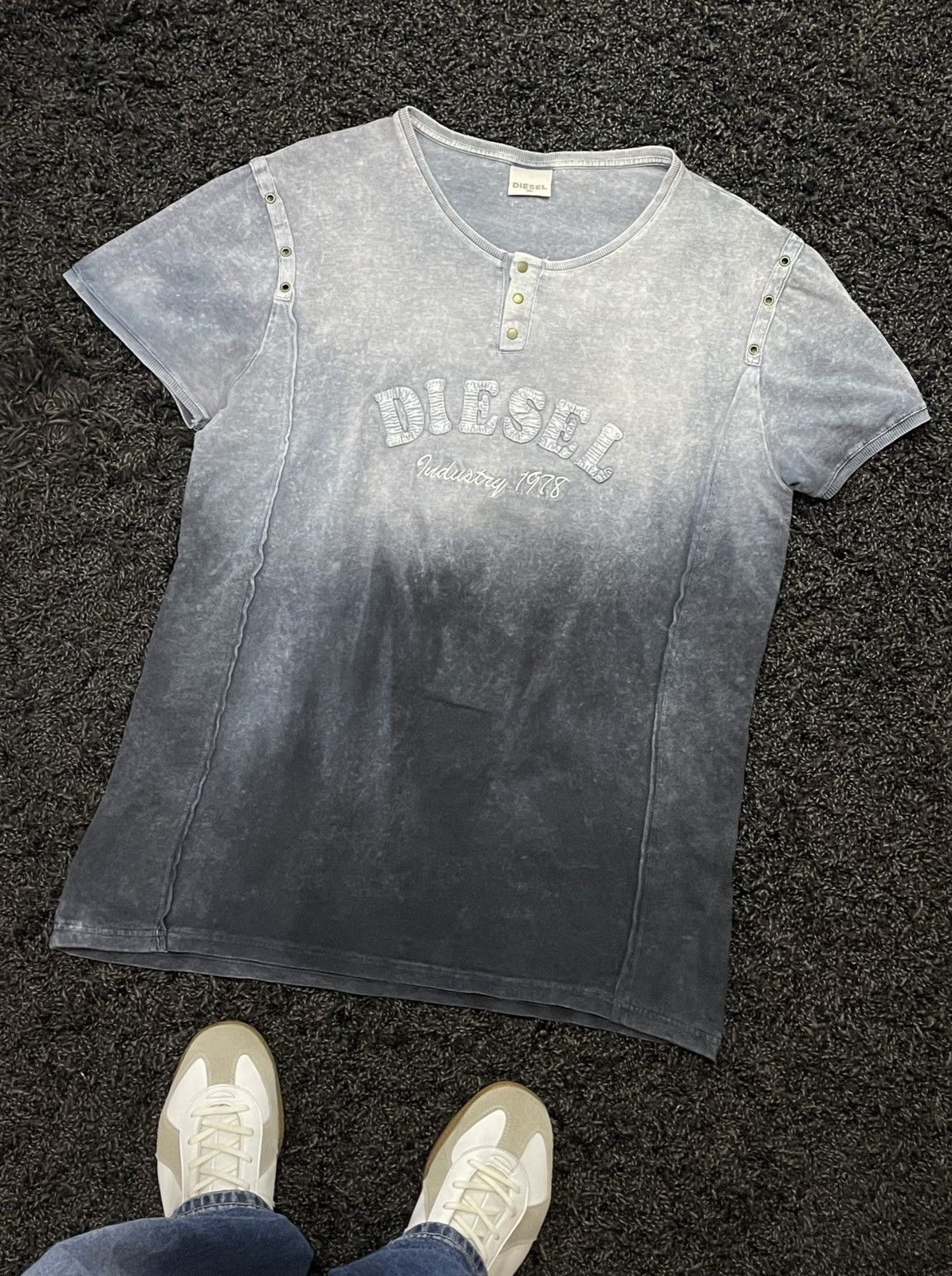 Diesel Y2K Diesel 90’s Archive Vintage T-Shirt Rare Japanese tee Size US XXL / EU 58 / 5 - 2 Thumbnail