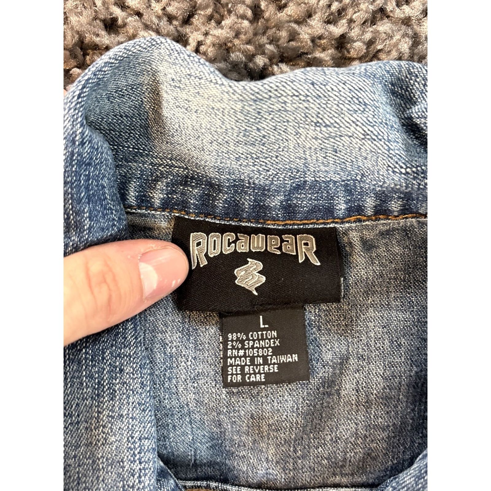 Rocawear VINTAGE Rocawear Denim Jacket Womens M Light Wash Embroidered 90s Hip Hop Retro Blue Jacket Women Medium Long Sleeve Pockets All Seasons Size M / US 6-8 / IT 42-44 - 5 Thumbnail