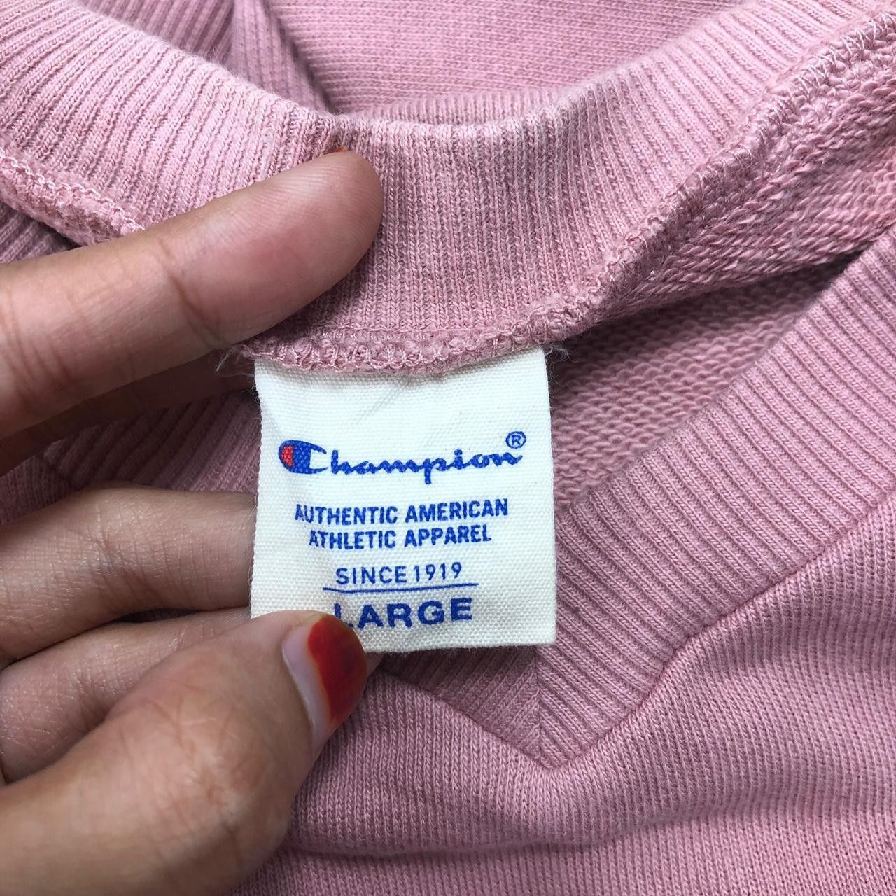 Champion Vintage CHAMPION PRODUCTS Athletic Apparel V-Neck Sweatshirt Size L / US 10 / IT 46 - 5 Thumbnail