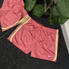 Chicago Bulls VTG vintage retro red NBA Basketball Shorts Nike size 32 M