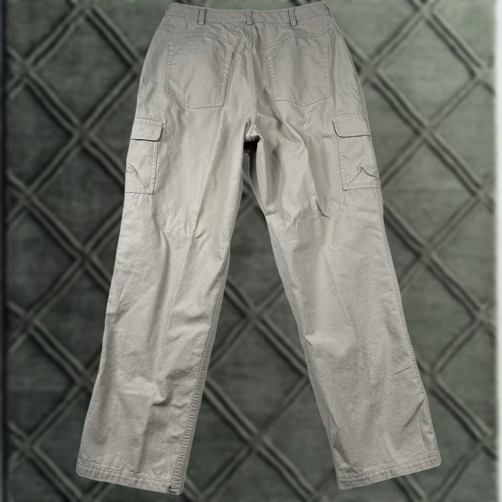 Duluth Trading Company VINTAGE Duluth Trading Co. Pants Womens 12x33 Beige Canvas Cargo Outdoor 32x31 Straight 31 in Mens Womens Girls Size 34" / US 12 / IT 48 - 1 Thumbnail