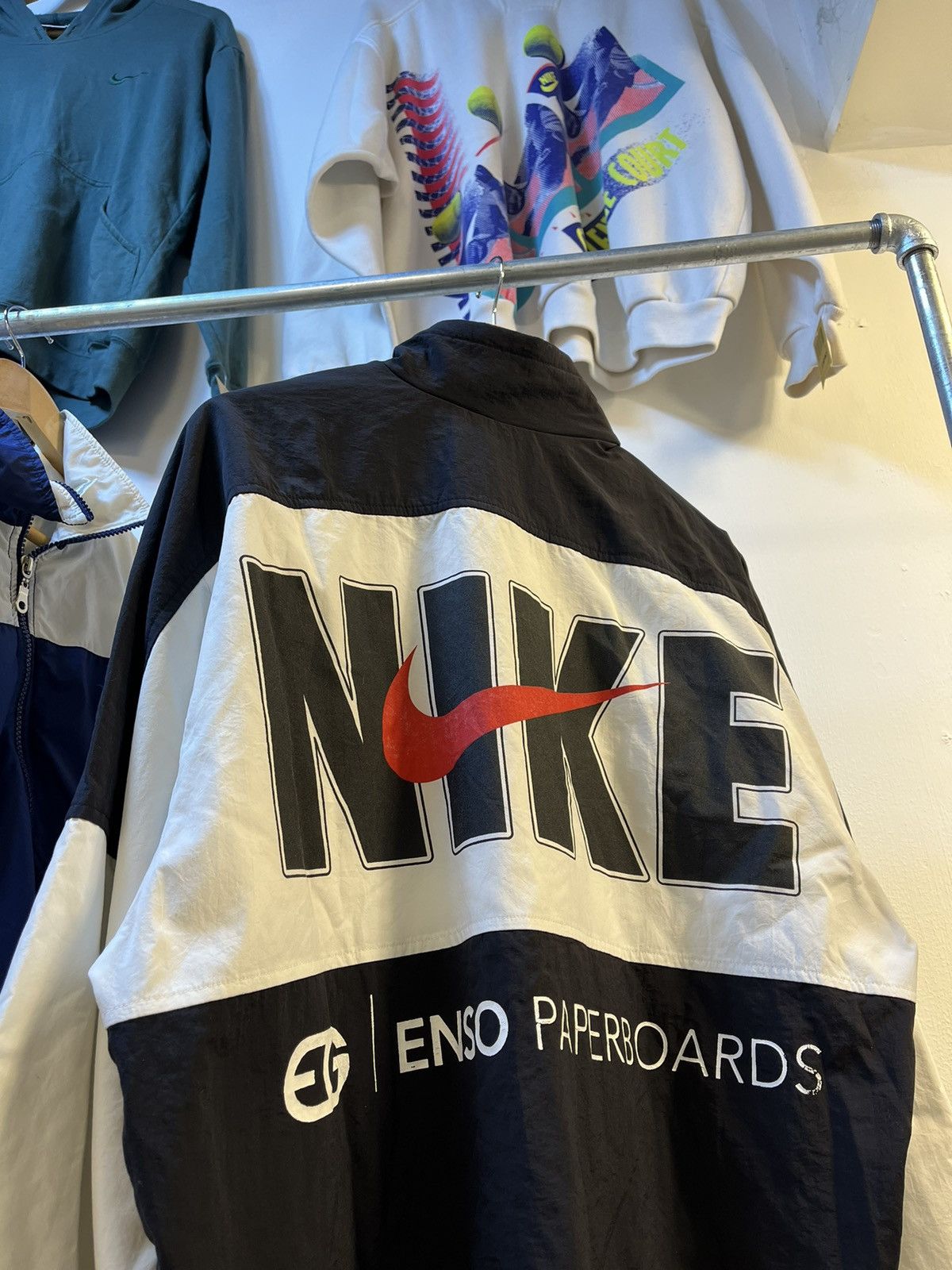Nike × Vintage Rare Vintage Nike Big Spell Out Jacket Size US L / EU 52-54 / 3 - 3 Thumbnail