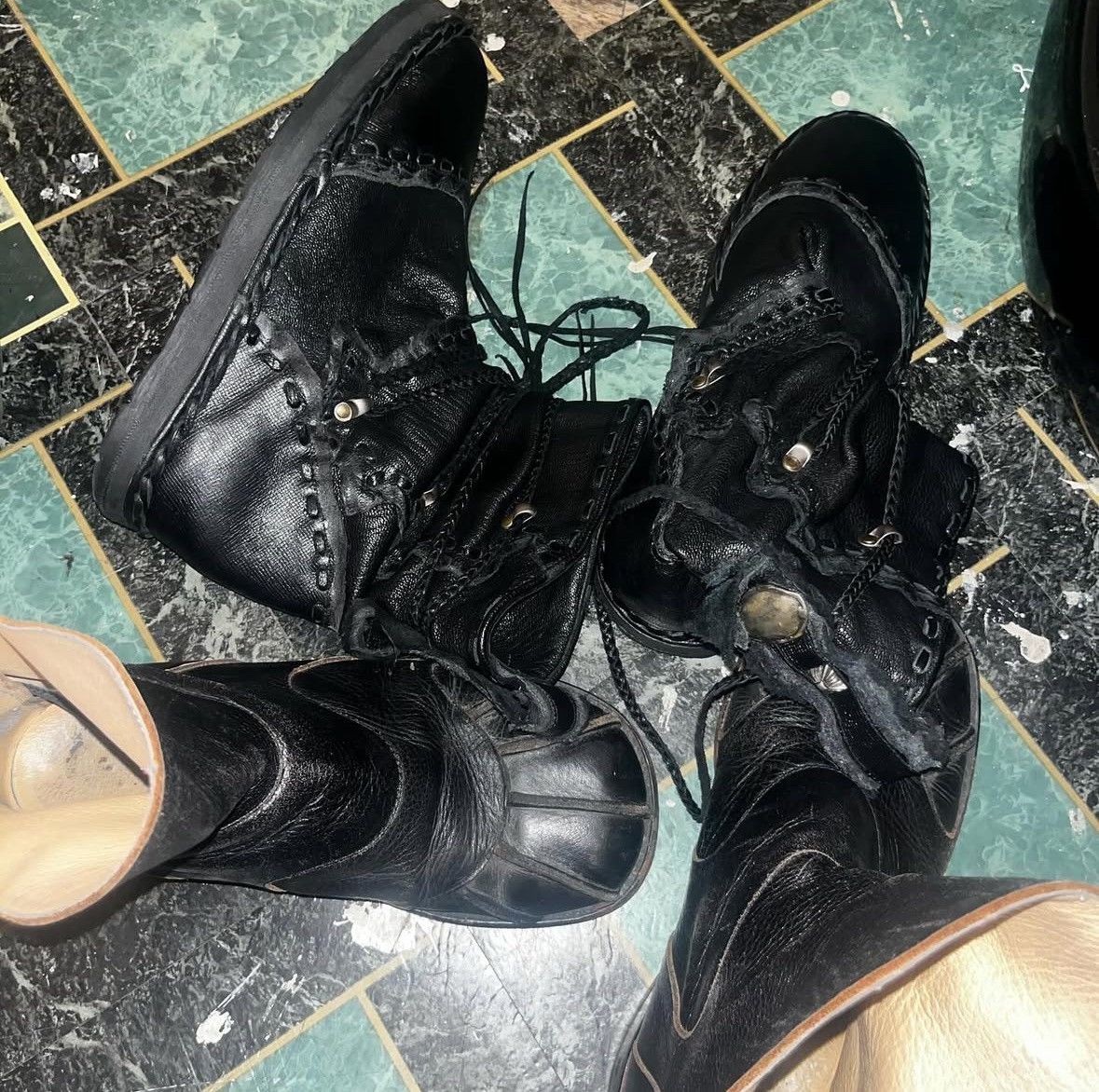 Beauty Beast Beauty:Beast AW98 Backlace Paw boots | Grailed