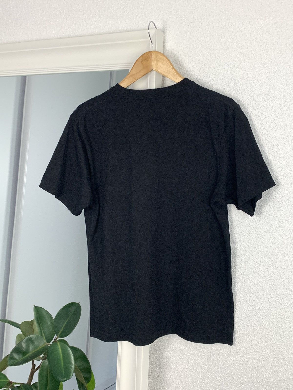 Uniqlo Uniqlo x Keith Haring Art Tee Abstract Art Designer T-Shirt Size US S / EU 44-46 / 1 - 9 Thumbnail