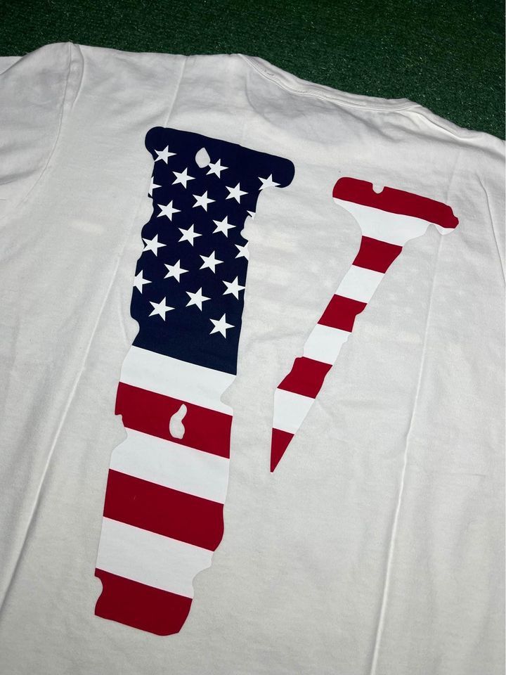 Vlone Vlone USA Friends T-shirt Size L Size US L / EU 52-54 / 3 - 4 Thumbnail