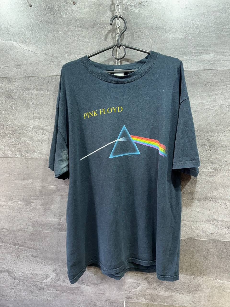 Anvil Vtg 1996 PINK FLOYD DARK SIDE OF THE MOON TEE Shirt Anvil Size US XL / EU 56 / 4 - 1 Thumbnail