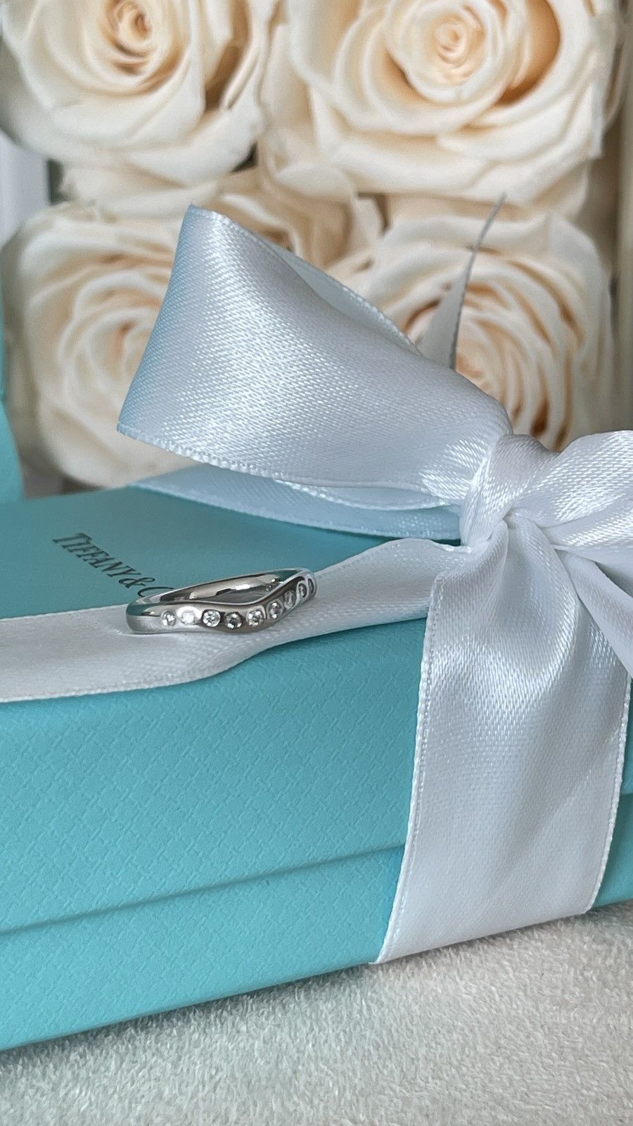 Tiffany & Co. Tiffany & Co. Elsa Peretti Ring in Platinum size 4 $2,800 Size ONE SIZE - 6 Thumbnail