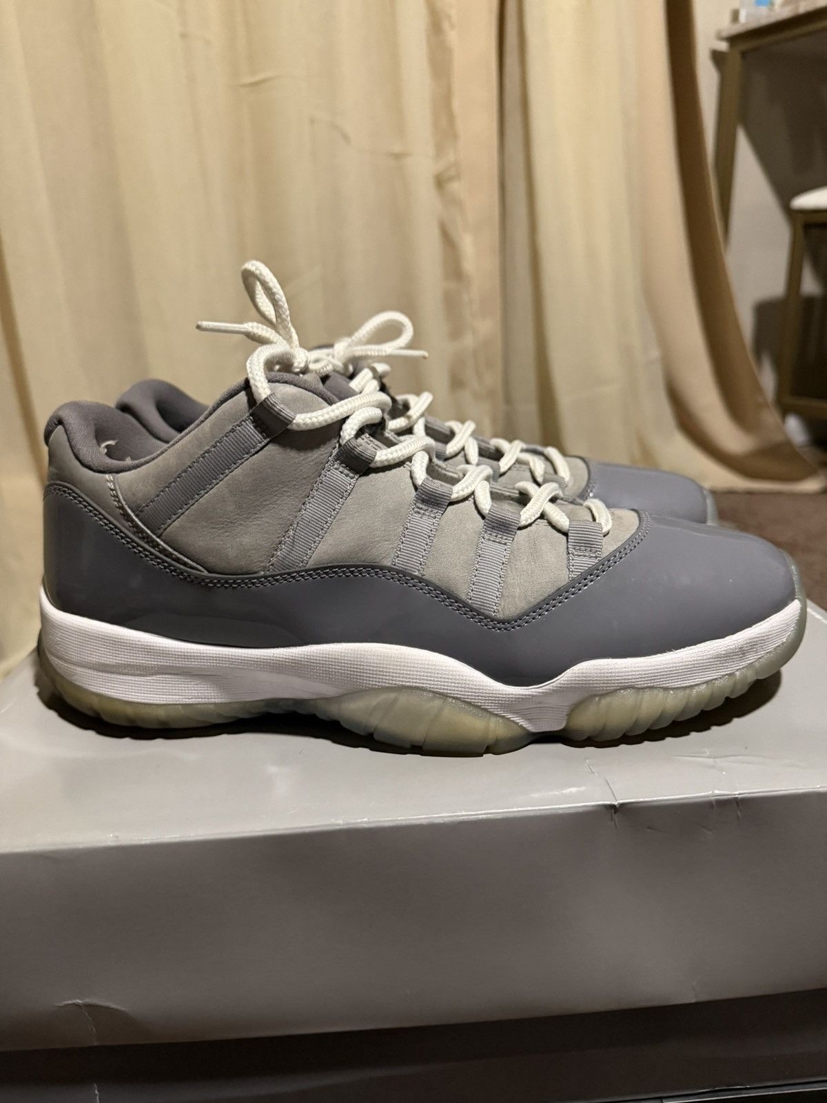 Jordan Brand Jordan 11 low cool grey 11.5 Size US 11.5 / EU 44-45 - 2 Thumbnail