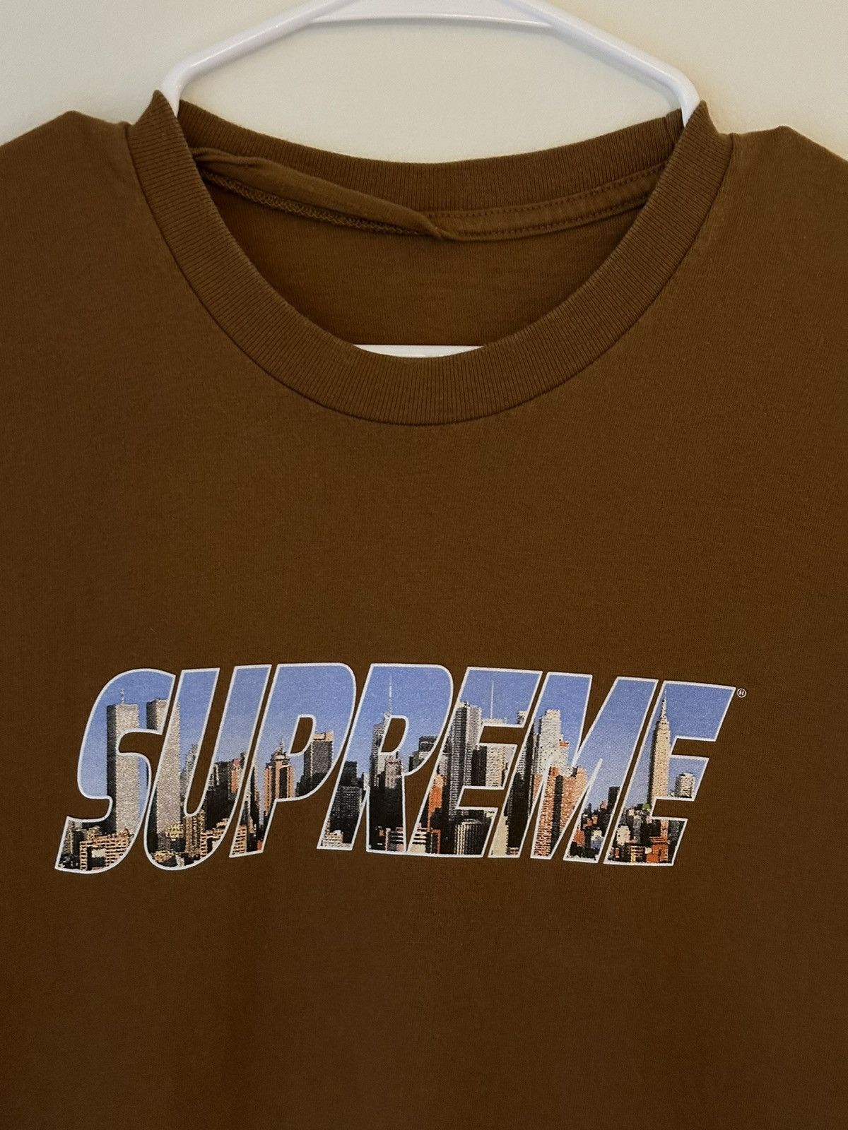 Supreme Supreme Gotham Tee Size US L / EU 52-54 / 3 - 2 Thumbnail