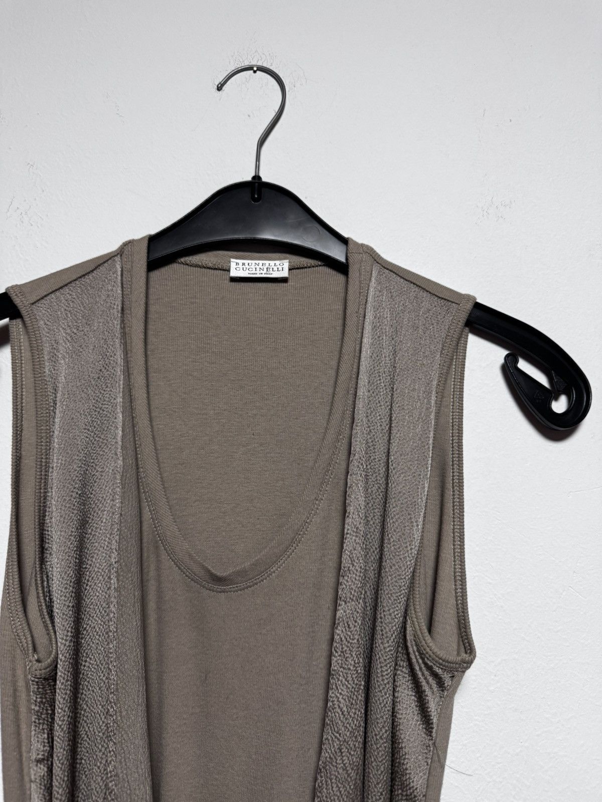 Brunello Cucinelli Brunello Cucinelli Beige Open Sleeveless T-Shirt Luxury Size L / US 10 / IT 46 - 4 Thumbnail