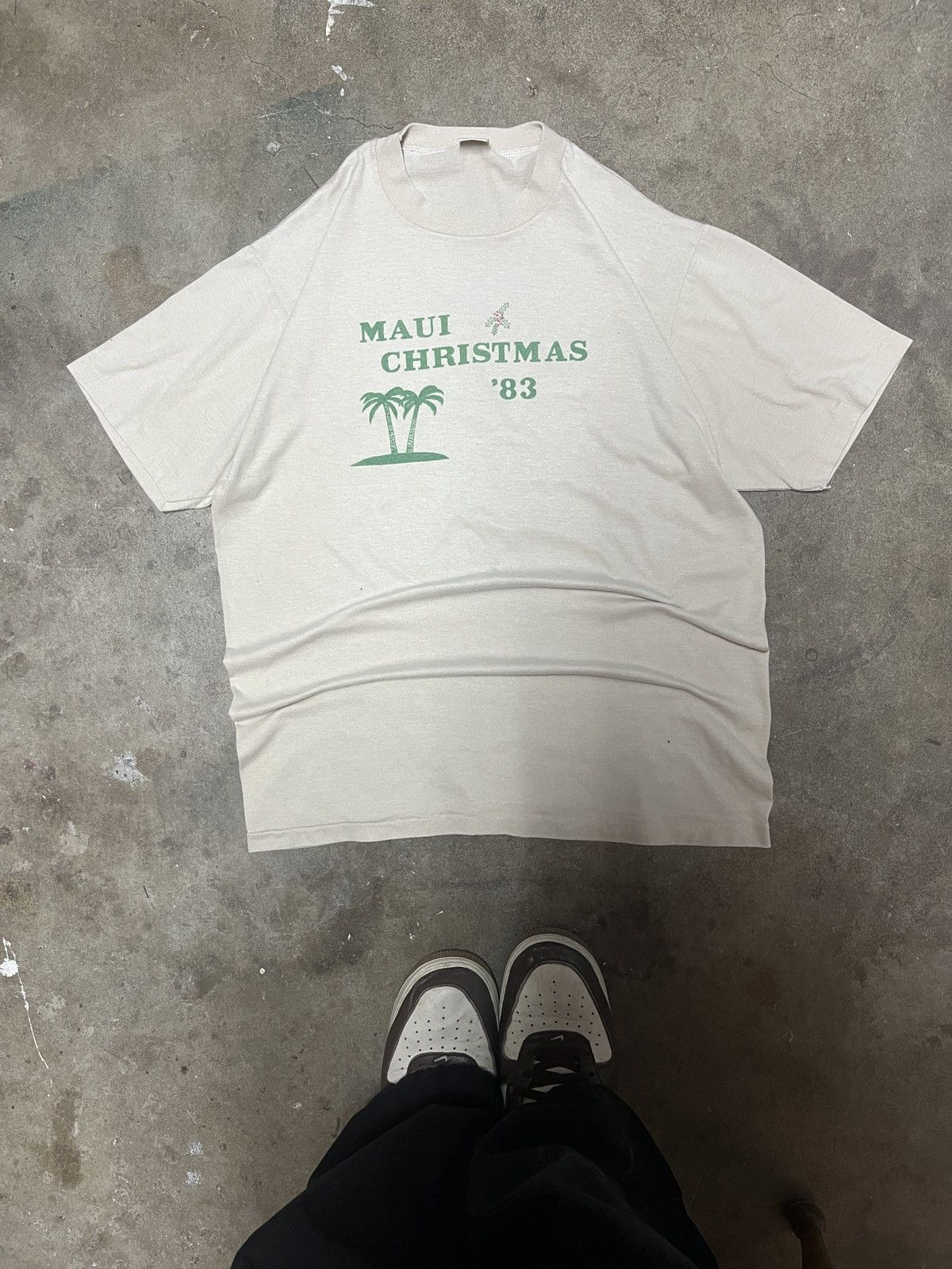 Other Vintage 1983 Maui Christmas Graphic Tee Size US L / EU 52-54 / 3 - 1 Thumbnail
