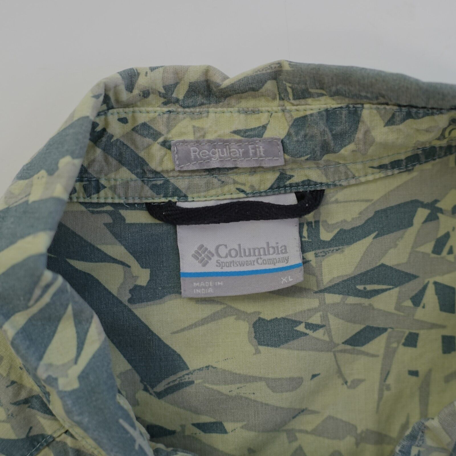Columbia Columbia Regular XL Green Floral Hawaiian Dress Shirt Button Size US XL / EU 56 / 4 - 8 Thumbnail