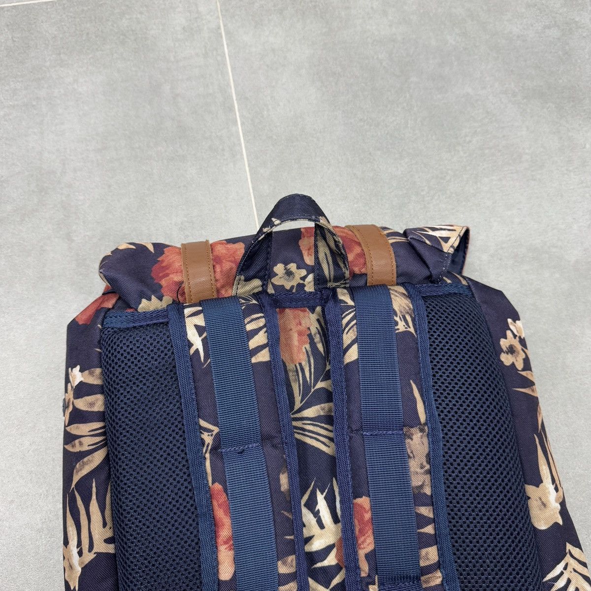Herschel Supply Co. Herschel Supply Co. Floral Print Retreat Backpack Size ONE SIZE - 22 Thumbnail